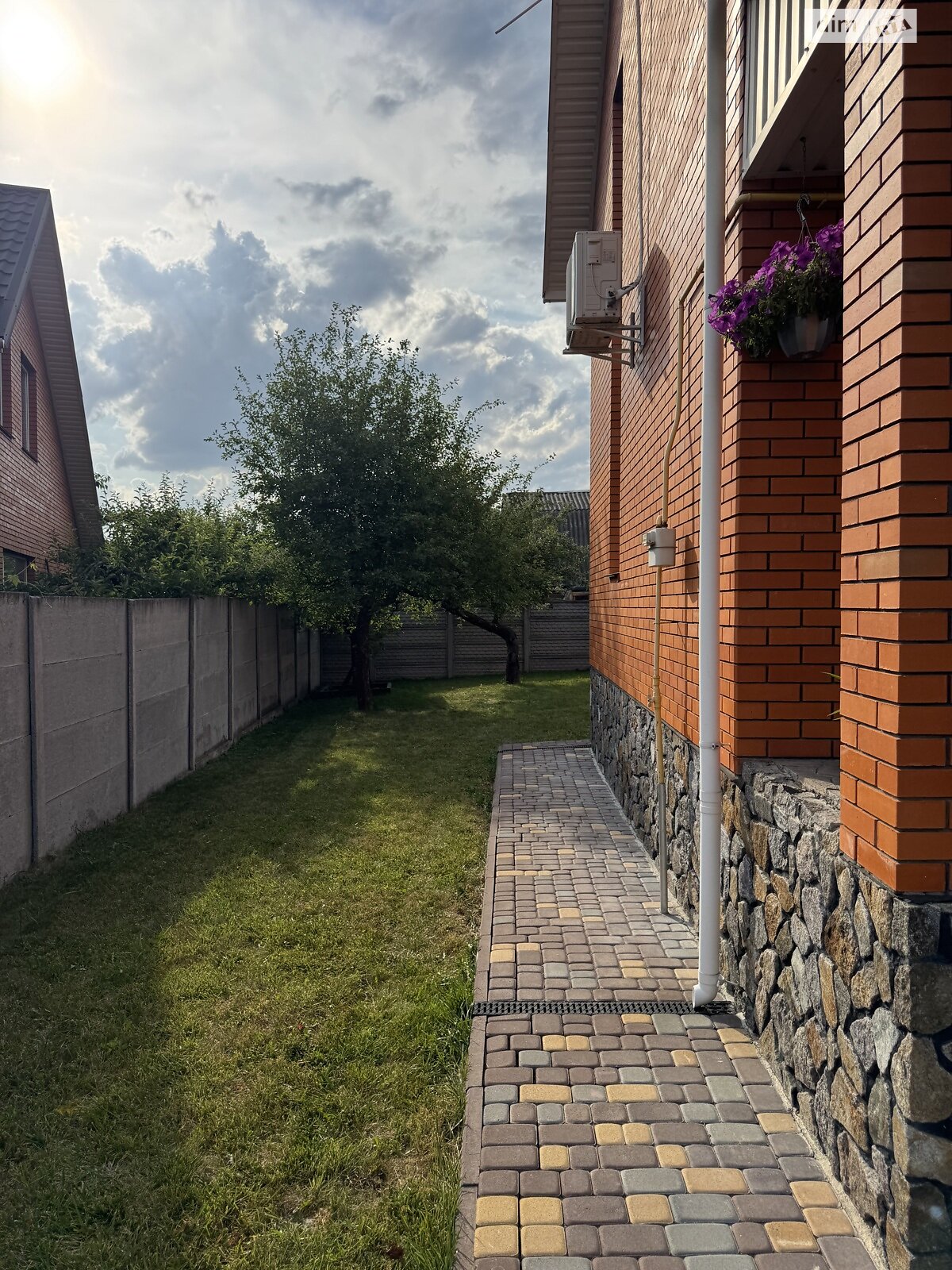 двухэтажный дом, 181.6 кв. м, кирпич. Продажа в Виннице район Пятничаны фото 1 двухэтажный дом, 181.6 кв. м, кирпич. Продажа в Виннице район Пятничаны фото 1