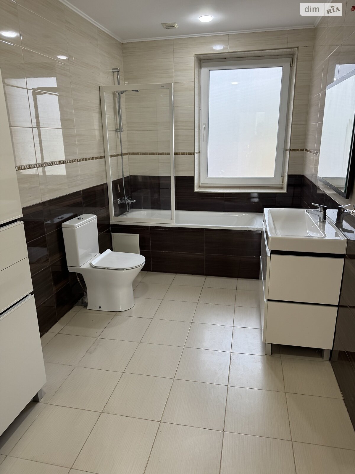 двухэтажный дом, 181.6 кв. м, кирпич. Продажа в Виннице район Пятничаны фото 1 двухэтажный дом, 181.6 кв. м, кирпич. Продажа в Виннице район Пятничаны фото 1