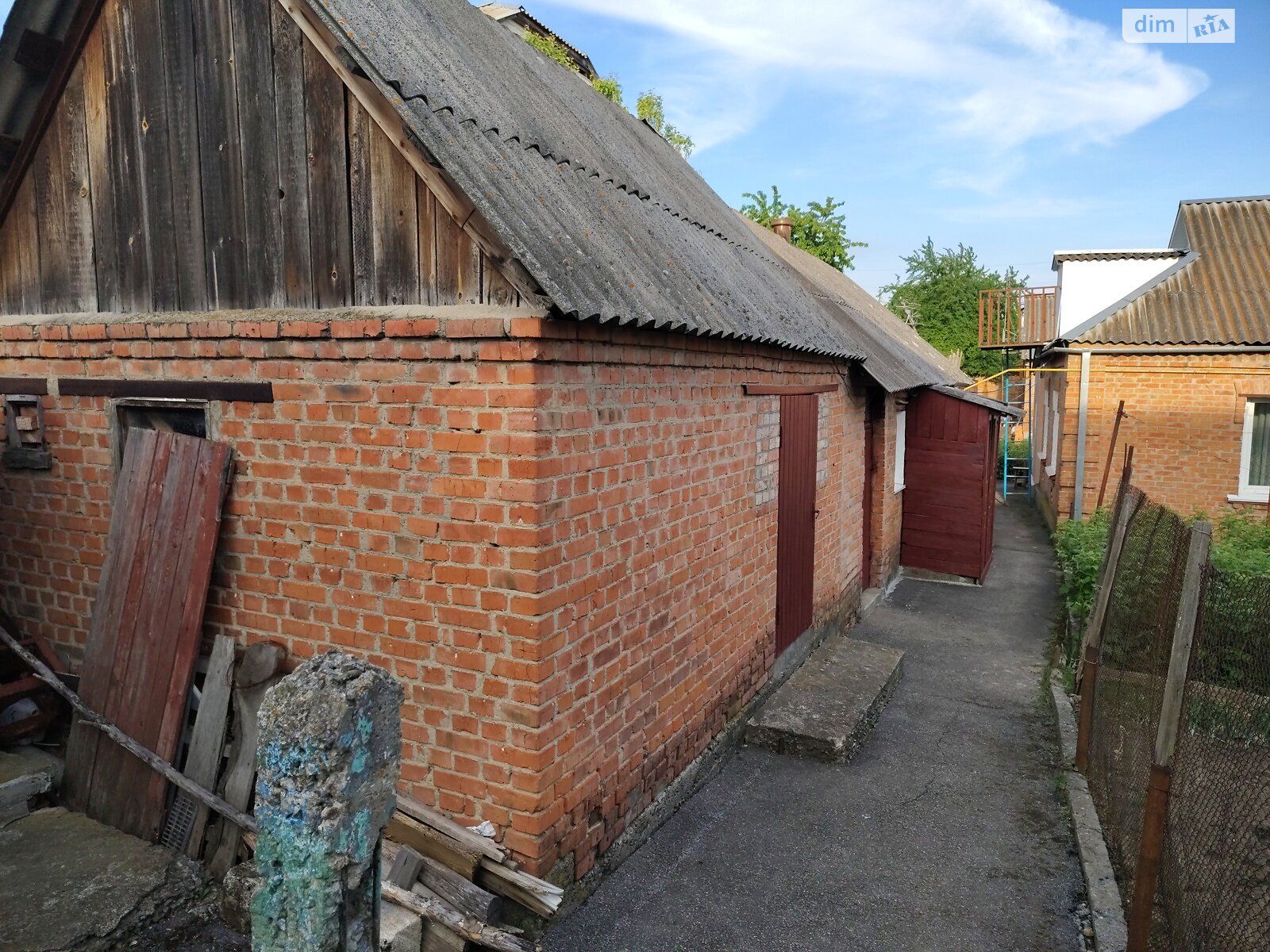одноэтажный дом с гаражом, 65.7 кв. м, кирпич. Продажа в Виннице район Пятничаны фото 1 одноэтажный дом с гаражом, 65.7 кв. м, кирпич. Продажа в Виннице район Пятничаны фото 1