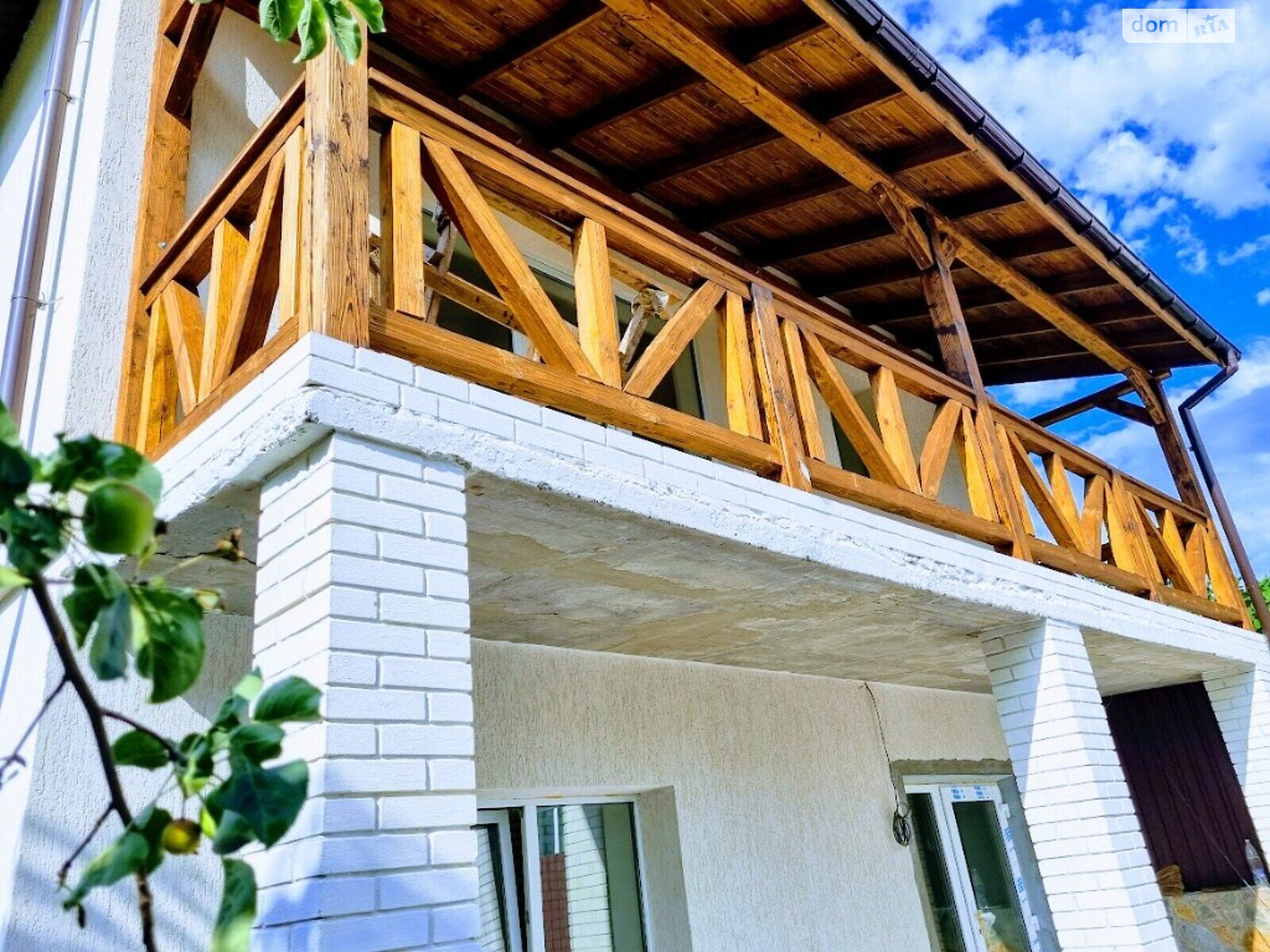 двухэтажный дом с верандой, 210 кв. м, кирпич. Продажа в Виннице район Пятничаны фото 1 двухэтажный дом с верандой, 210 кв. м, кирпич. Продажа в Виннице район Пятничаны фото 1