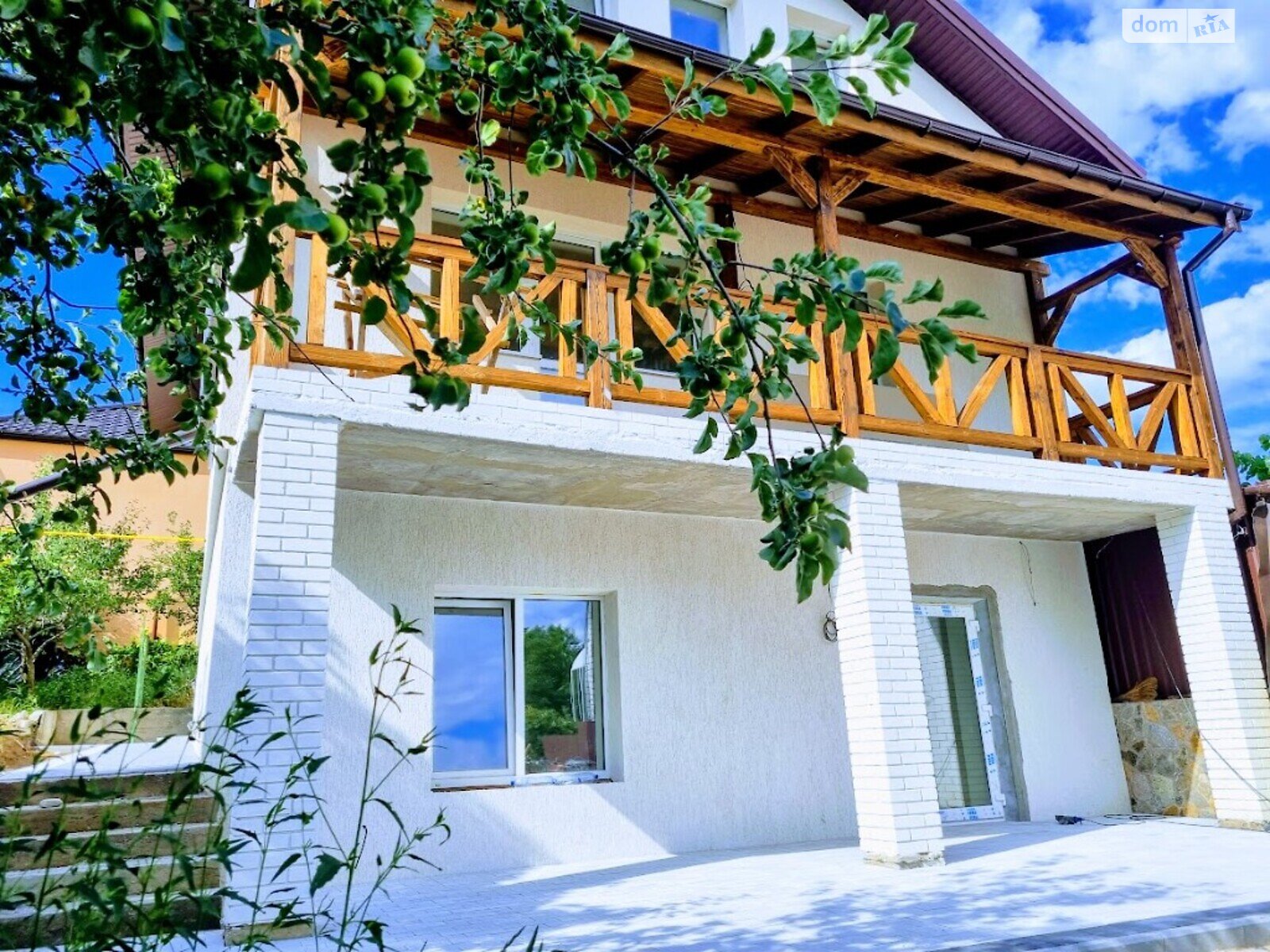 двухэтажный дом с верандой, 210 кв. м, кирпич. Продажа в Виннице район Пятничаны фото 1 двухэтажный дом с верандой, 210 кв. м, кирпич. Продажа в Виннице район Пятничаны фото 1
