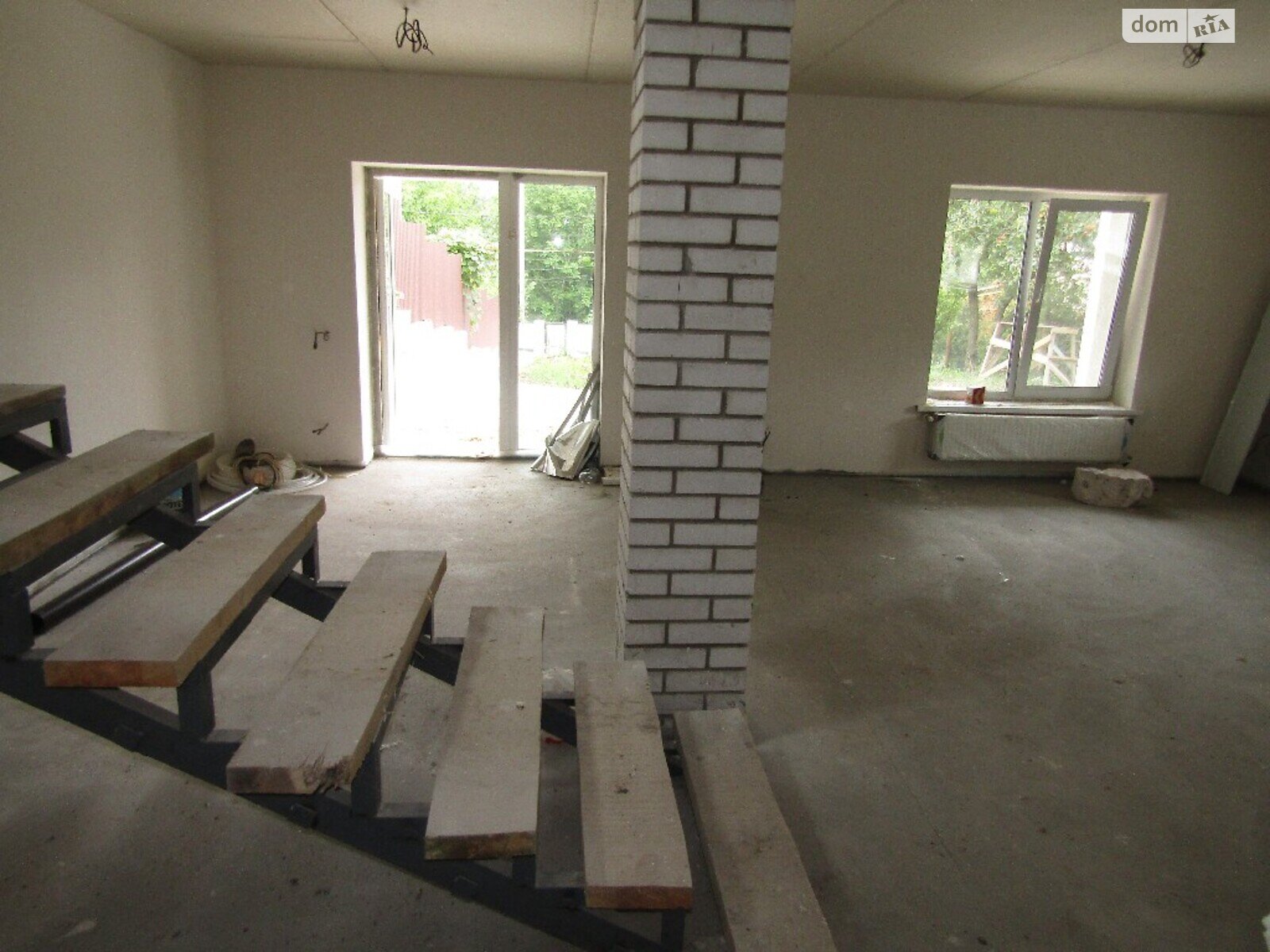 триповерховий будинок з опаленням, 210 кв. м, цегла. Продаж в Вінниці, район П’ятничани фото 1 триповерховий будинок з опаленням, 210 кв. м, цегла. Продаж в Вінниці, район П’ятничани фото 1