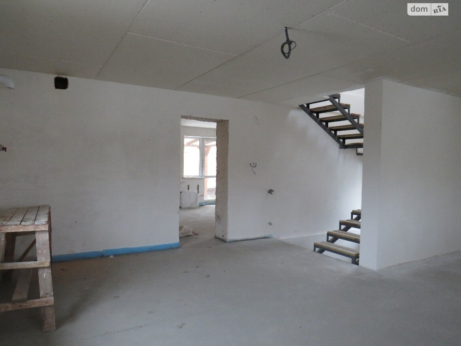 триповерховий будинок з опаленням, 210 кв. м, цегла. Продаж в Вінниці, район П’ятничани фото 1 триповерховий будинок з опаленням, 210 кв. м, цегла. Продаж в Вінниці, район П’ятничани фото 1