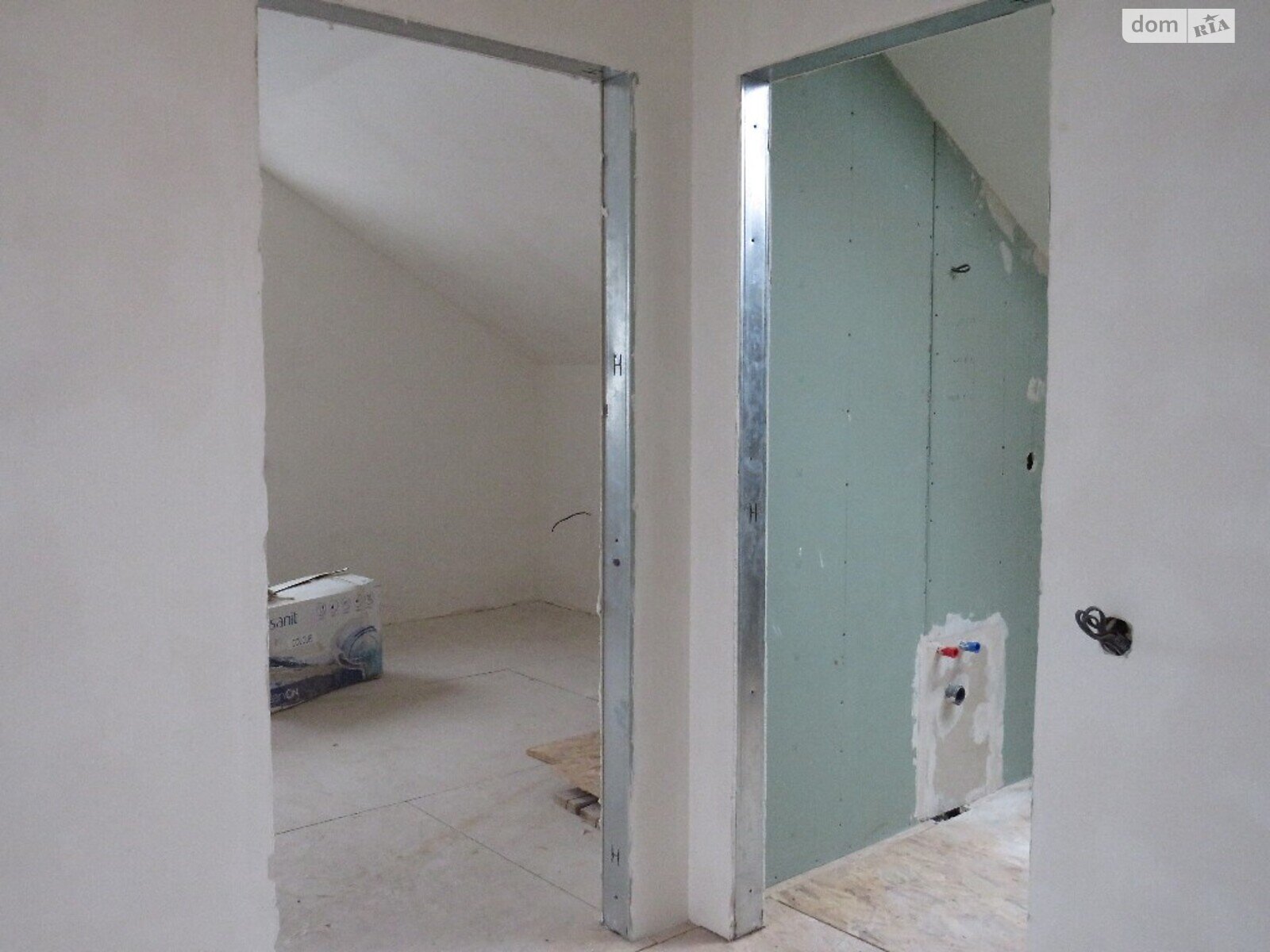 триповерховий будинок з опаленням, 210 кв. м, цегла. Продаж в Вінниці, район П’ятничани фото 1 триповерховий будинок з опаленням, 210 кв. м, цегла. Продаж в Вінниці, район П’ятничани фото 1