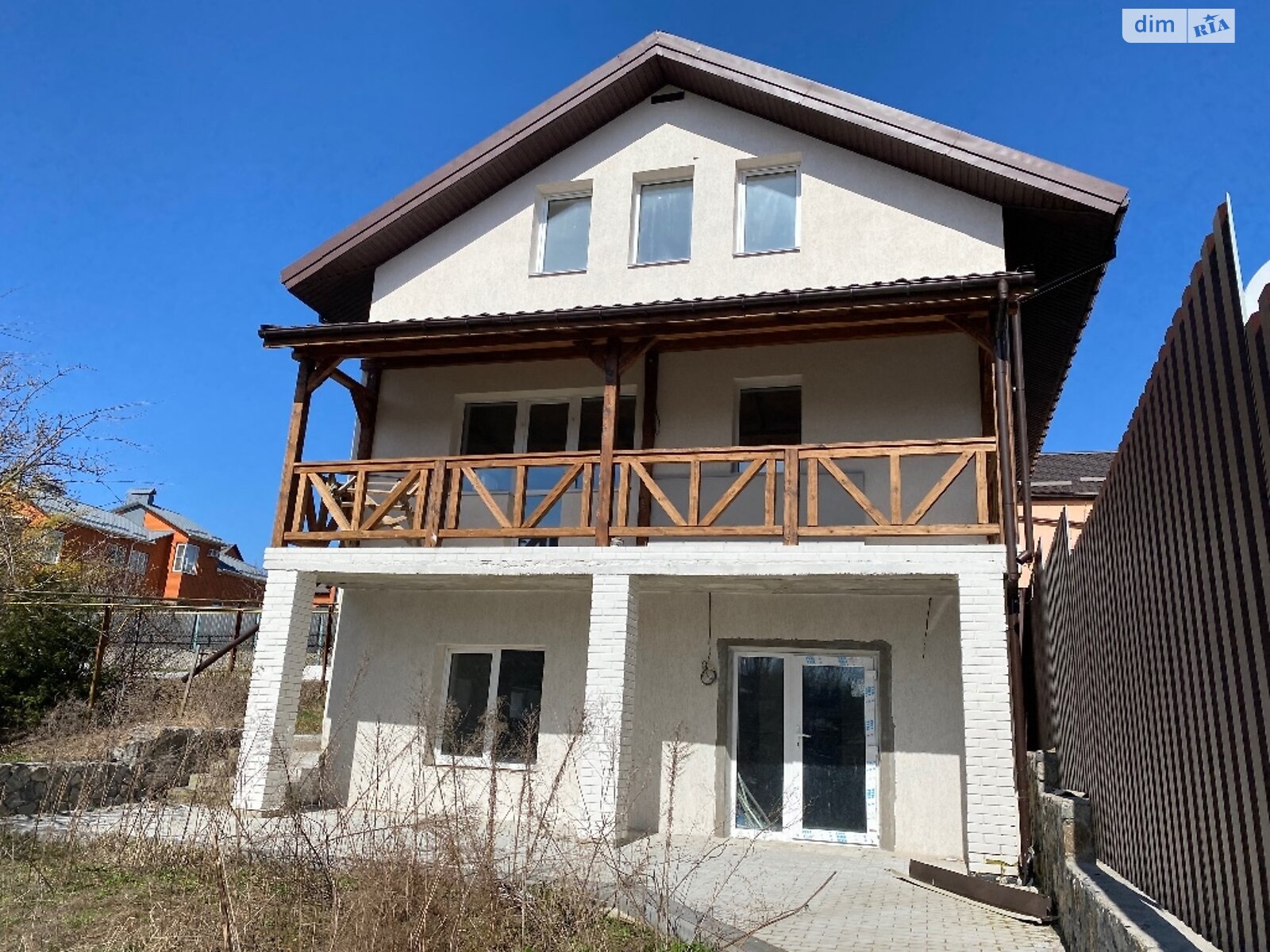 триповерховий будинок з опаленням, 210 кв. м, цегла. Продаж в Вінниці, район П’ятничани фото 1 триповерховий будинок з опаленням, 210 кв. м, цегла. Продаж в Вінниці, район П’ятничани фото 1
