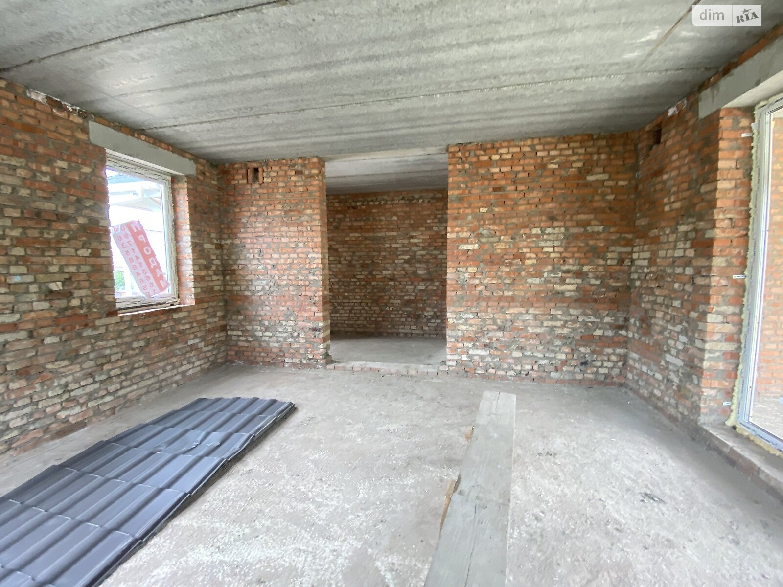 триповерховий будинок з гаражем, 185 кв. м, цегла. Продаж в Вінниці, район П’ятничани фото 1 триповерховий будинок з гаражем, 185 кв. м, цегла. Продаж в Вінниці, район П’ятничани фото 1