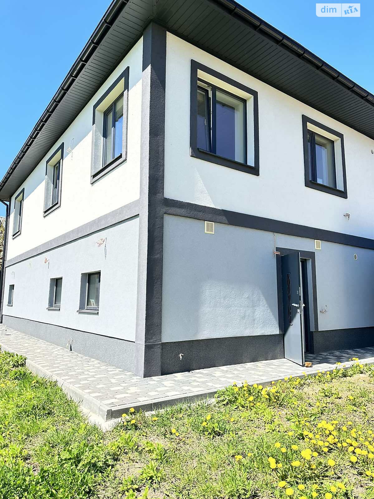 одноэтажный дом с отоплением, 207 кв. м, кирпич. Продажа в Виннице район Пятничаны фото 1 одноэтажный дом с отоплением, 207 кв. м, кирпич. Продажа в Виннице район Пятничаны фото 1