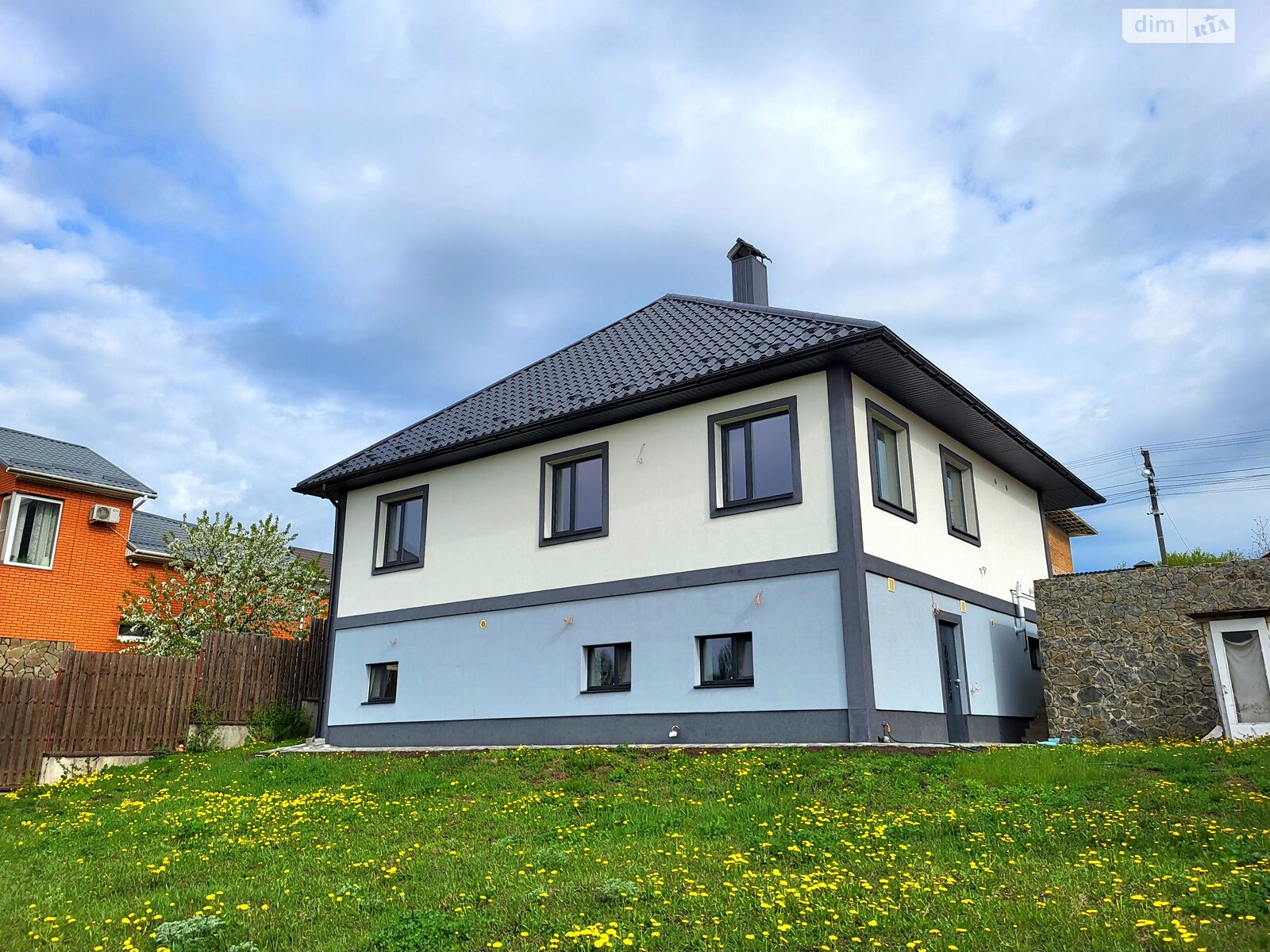 одноэтажный дом с отоплением, 207 кв. м, кирпич. Продажа в Виннице район Пятничаны фото 1 одноэтажный дом с отоплением, 207 кв. м, кирпич. Продажа в Виннице район Пятничаны фото 1