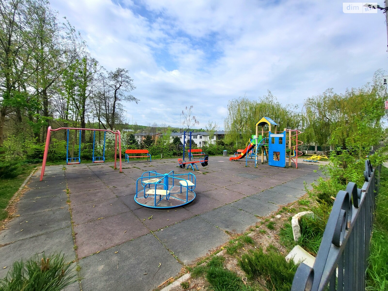 одноэтажный дом с отоплением, 207 кв. м, кирпич. Продажа в Виннице район Пятничаны фото 1 одноэтажный дом с отоплением, 207 кв. м, кирпич. Продажа в Виннице район Пятничаны фото 1