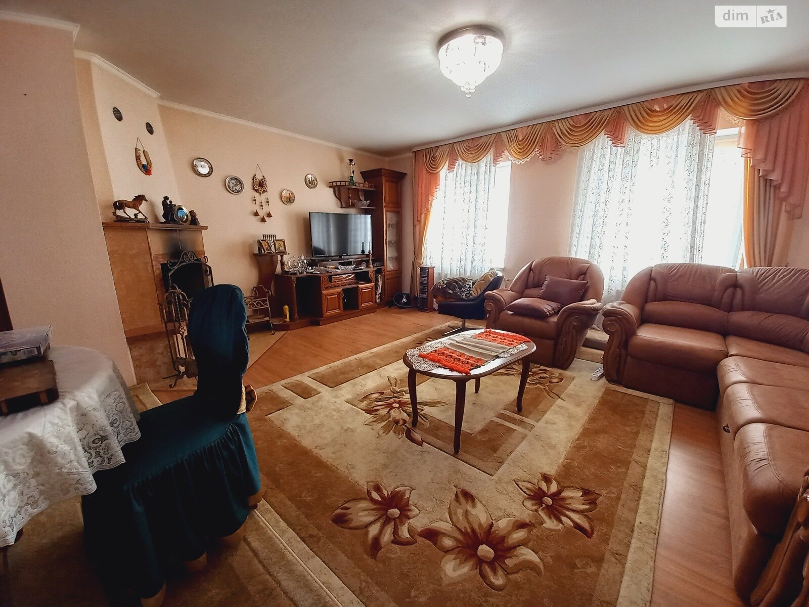 трехэтажный дом с верандой, 256.5 кв. м, кирпич. Продажа в Виннице фото 1 трехэтажный дом с верандой, 256.5 кв. м, кирпич. Продажа в Виннице фото 1