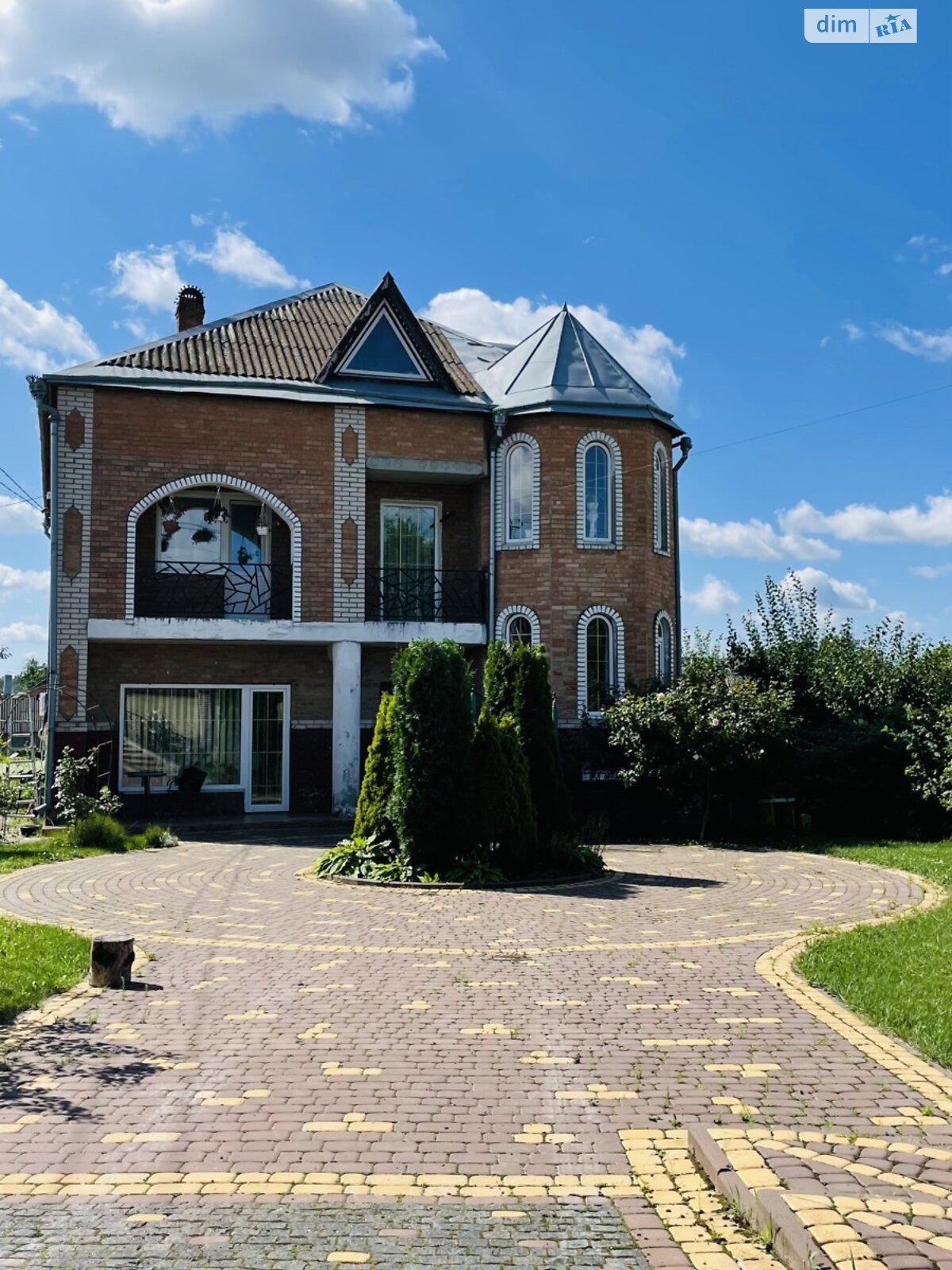 двухэтажный дом с гаражом, 202.5 кв. м, кирпич. Продажа в Виннице район Сабаров фото 1