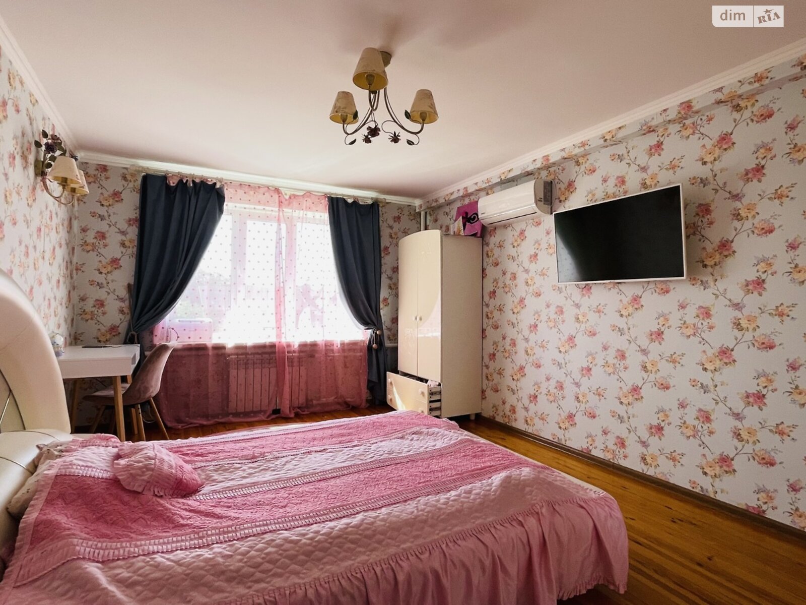 двухэтажный дом с гаражом, 202.5 кв. м, кирпич. Продажа в Виннице район Сабаров фото 1