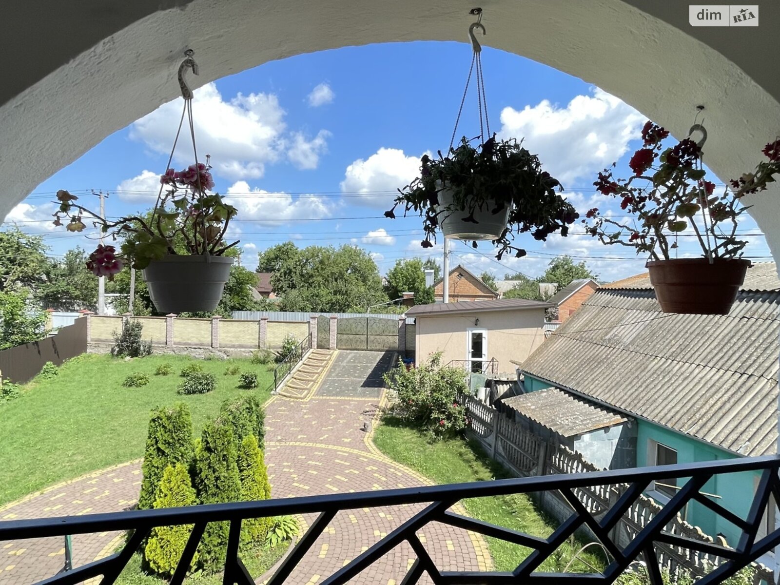 двухэтажный дом с гаражом, 202.5 кв. м, кирпич. Продажа в Виннице район Сабаров фото 1