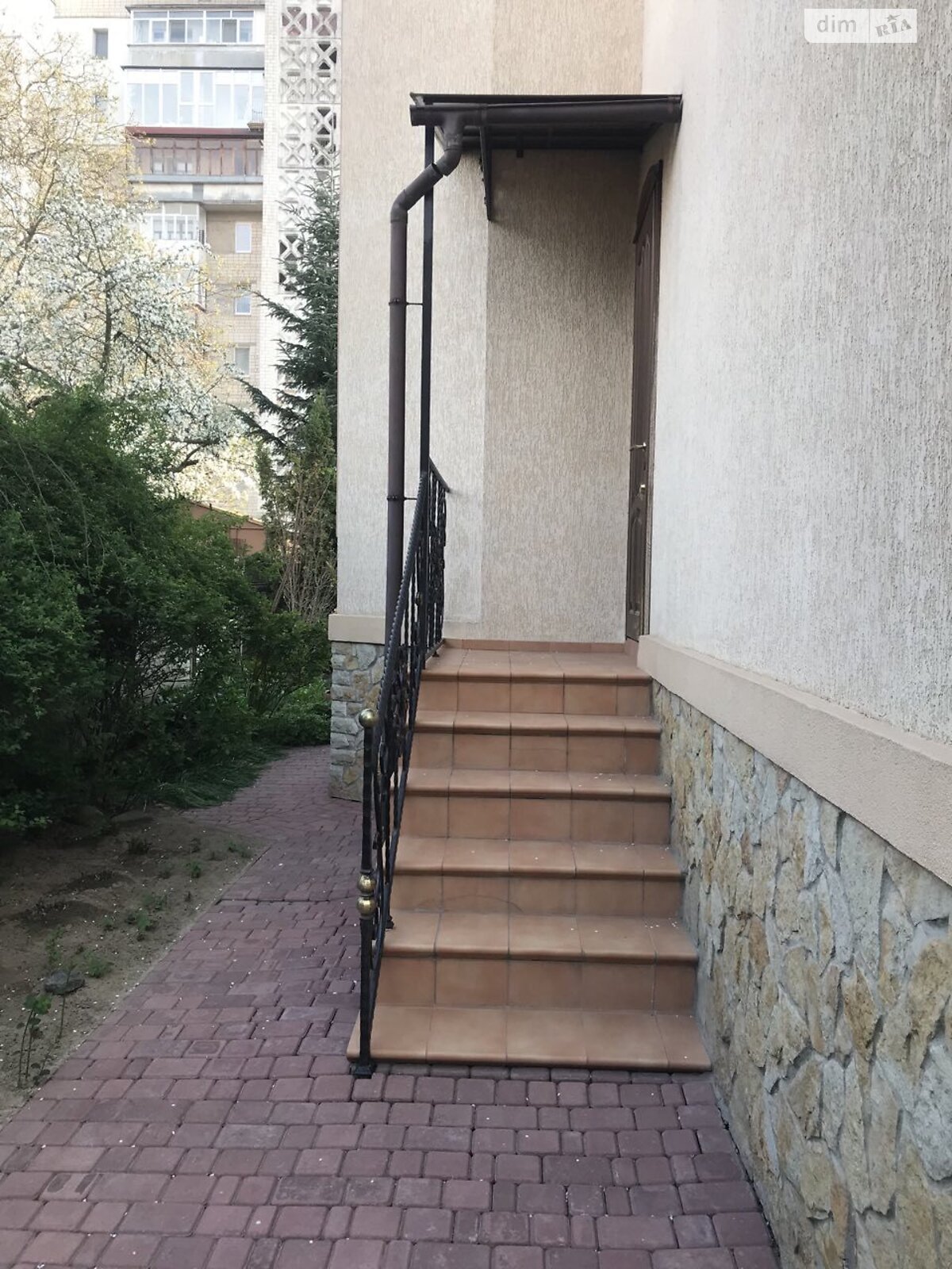 двухэтажный дом с верандой, 360 кв. м, кирпич. Продажа в Виннице район Славянка фото 1 двухэтажный дом с верандой, 360 кв. м, кирпич. Продажа в Виннице район Славянка фото 1