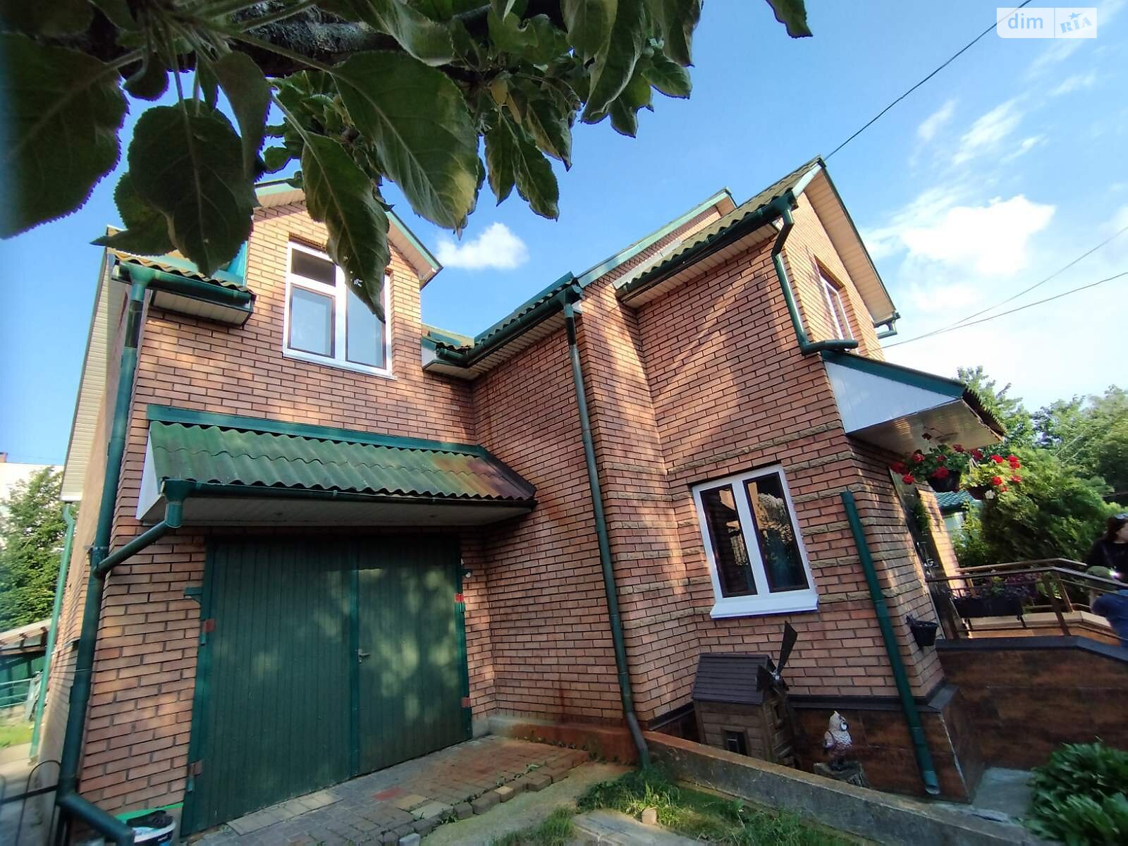 двоповерховий будинок з гаражем, 208.9 кв. м, цегла. Продаж в Вінниці, район Слов’янка фото 1 двоповерховий будинок з гаражем, 208.9 кв. м, цегла. Продаж в Вінниці, район Слов’янка фото 1