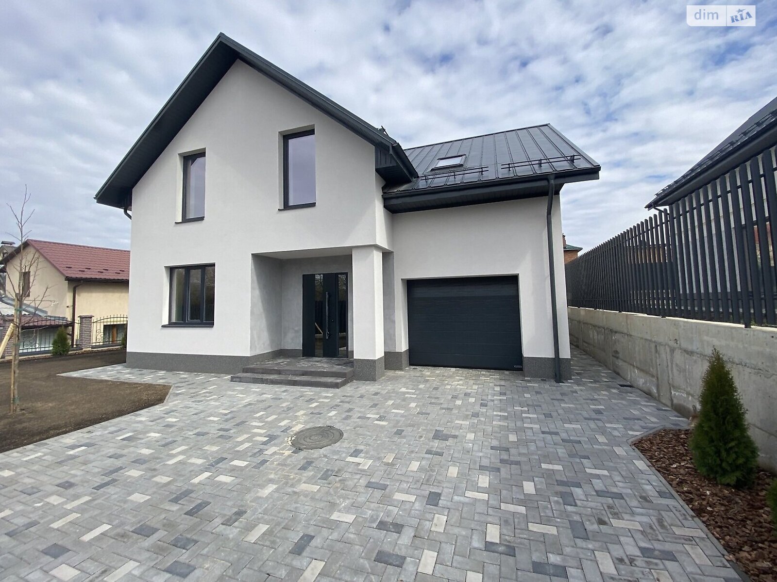 двухэтажный дом, 160 кв. м, кирпич. Продажа в Виннице район Славянка фото 1 двухэтажный дом, 160 кв. м, кирпич. Продажа в Виннице район Славянка фото 1