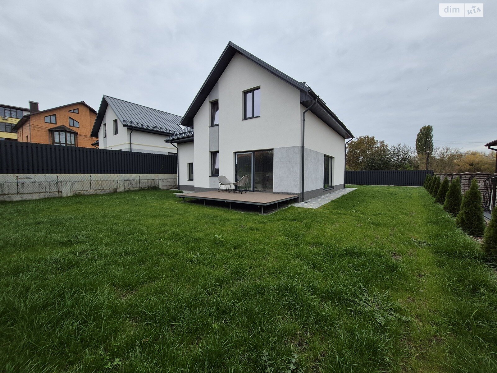 двоповерховий будинок з гаражем, 160 кв. м, цегла. Продаж в Вінниці, район Слов’янка фото 1 двоповерховий будинок з гаражем, 160 кв. м, цегла. Продаж в Вінниці, район Слов’янка фото 1