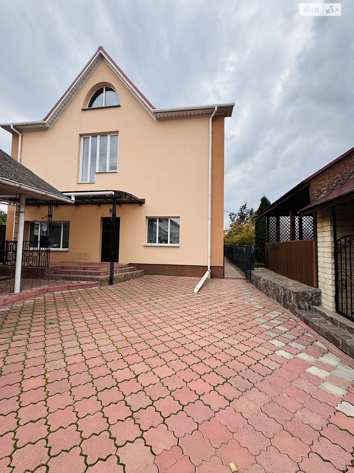 двухэтажный дом с верандой, 180 кв. м, ракушечник (ракушняк). Продажа в Виннице район Бучмы фото 1