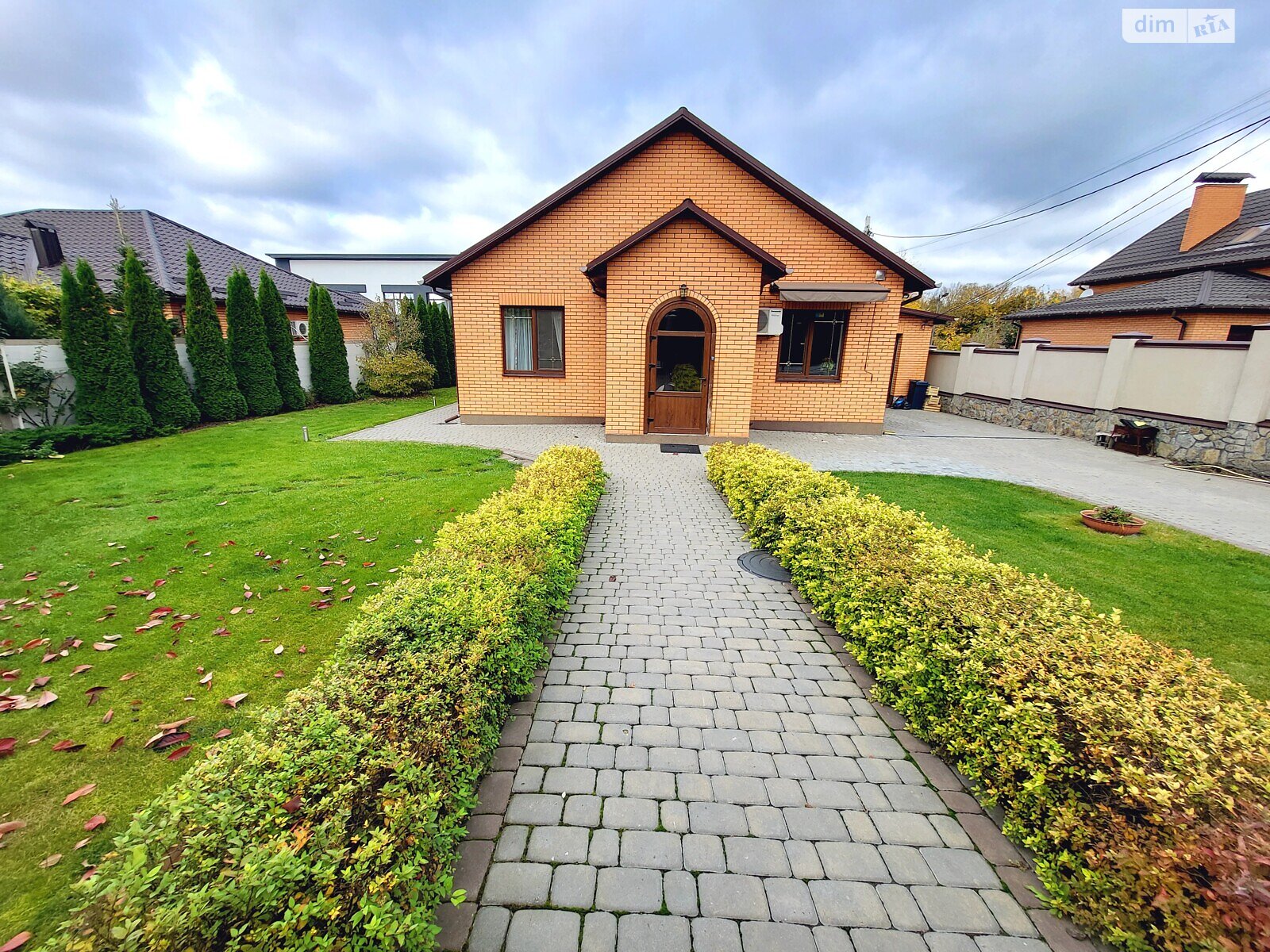 одноповерховий будинок бесідка, 200 кв. м, цегла. Продаж в Вінниці, район Старе місто фото 1