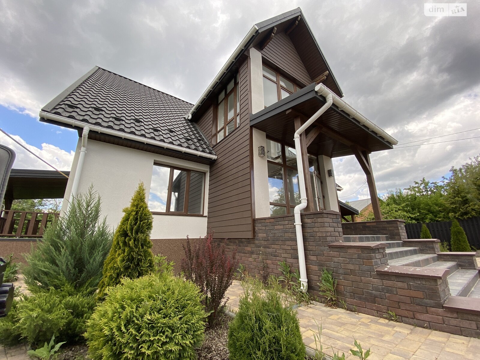 двухэтажный дом, 240 кв. м, кирпич. Продажа в Виннице район Старый город фото 1 двухэтажный дом, 240 кв. м, кирпич. Продажа в Виннице район Старый город фото 1