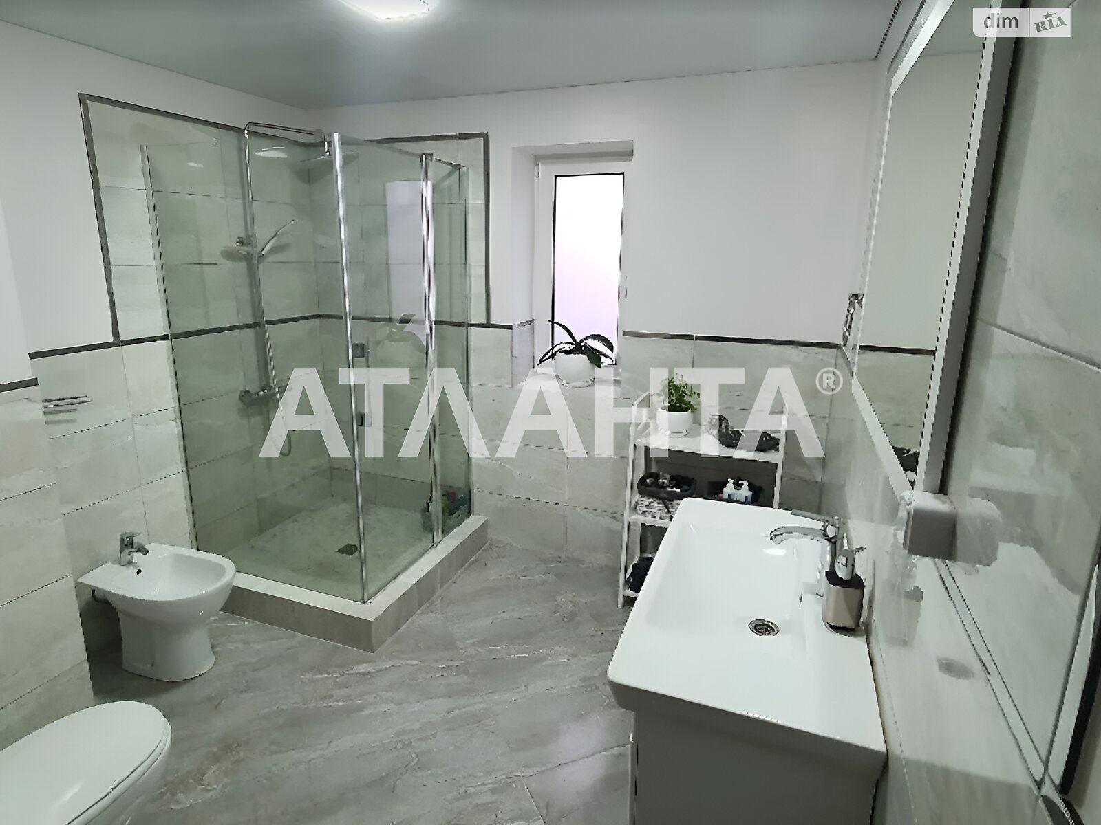 двухэтажный дом беседка, 340 кв. м, кирпич. Продажа в Виннице район Старый город фото 1 двухэтажный дом беседка, 340 кв. м, кирпич. Продажа в Виннице район Старый город фото 1
