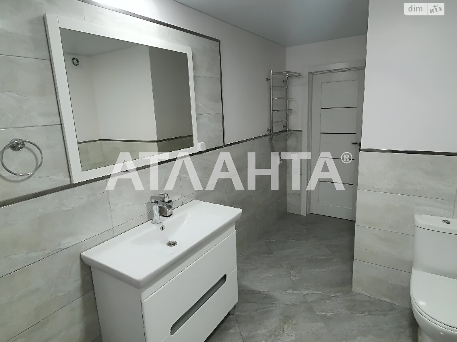 двухэтажный дом беседка, 340 кв. м, кирпич. Продажа в Виннице район Старый город фото 1 двухэтажный дом беседка, 340 кв. м, кирпич. Продажа в Виннице район Старый город фото 1