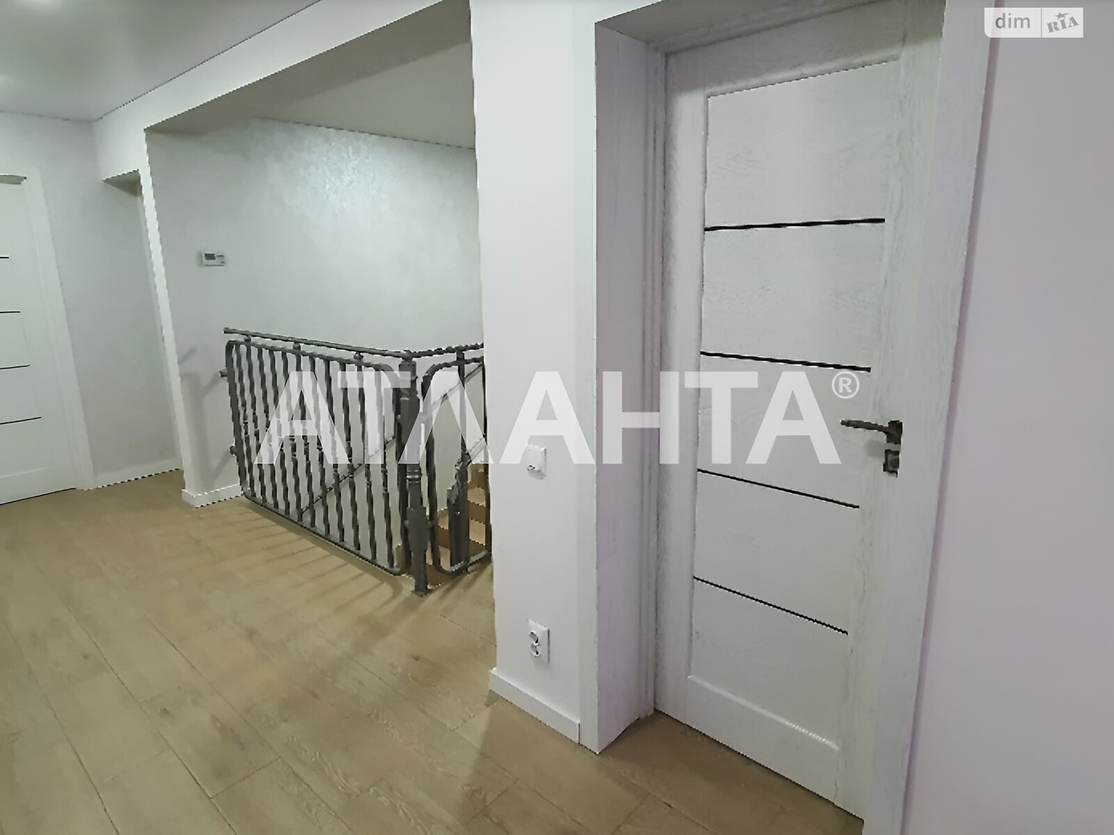 двухэтажный дом беседка, 340 кв. м, кирпич. Продажа в Виннице район Старый город фото 1 двухэтажный дом беседка, 340 кв. м, кирпич. Продажа в Виннице район Старый город фото 1