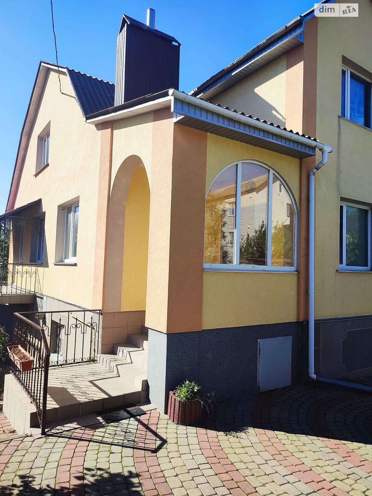 одноэтажный дом с верандой, 207 кв. м, кирпич. Продажа в Виннице район Старый город фото 1 одноэтажный дом с верандой, 207 кв. м, кирпич. Продажа в Виннице район Старый город фото 1