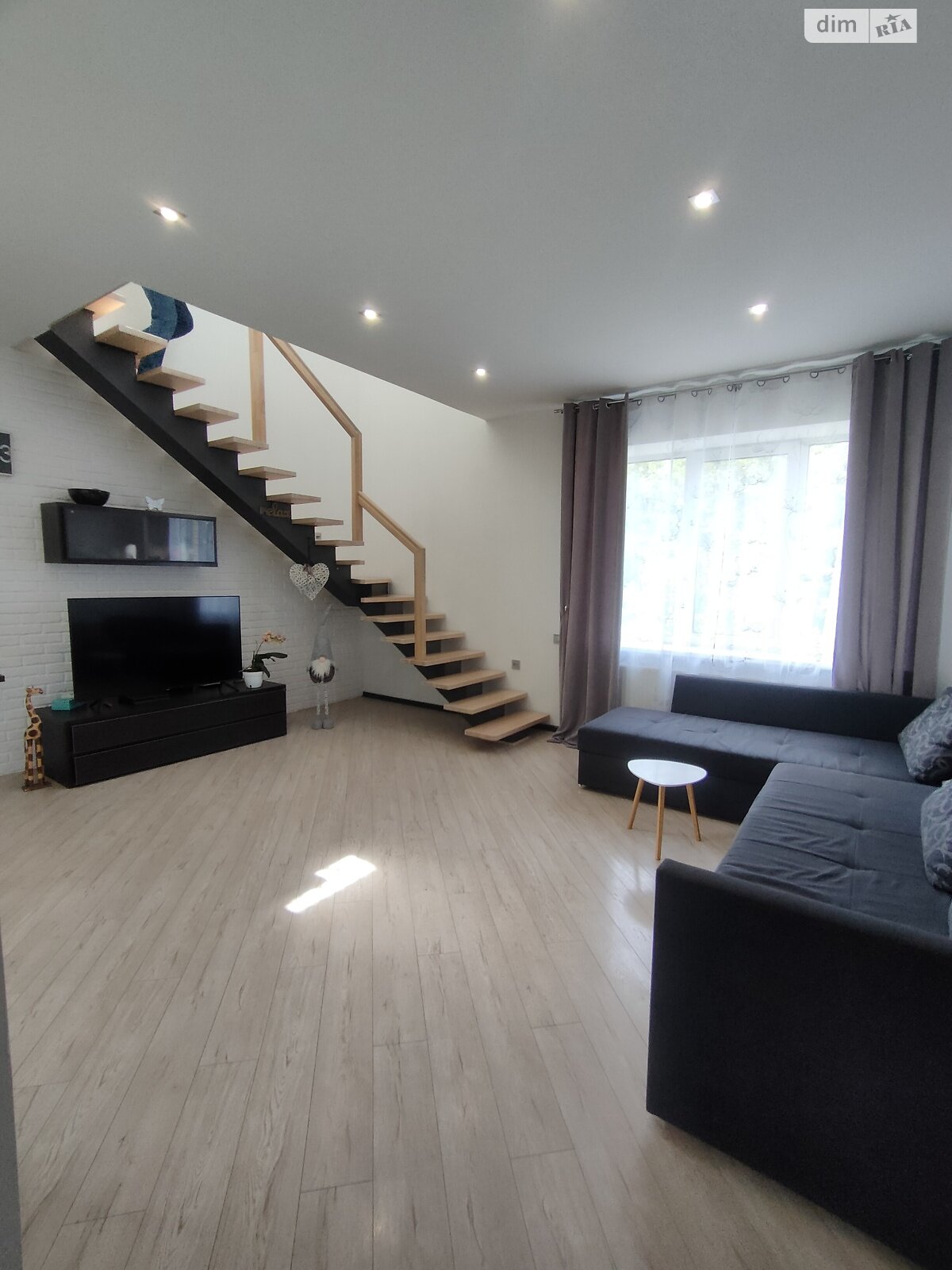 двухэтажный дом, 155 кв. м, кирпич. Продажа в Виннице район Старый город фото 1 двухэтажный дом, 155 кв. м, кирпич. Продажа в Виннице район Старый город фото 1