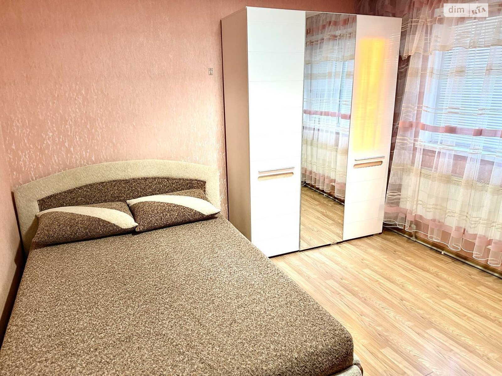 двоповерховий будинок з балконом, 65 кв. м, цегла. Продаж в Вінниці, район Старе місто фото 1 двоповерховий будинок з балконом, 65 кв. м, цегла. Продаж в Вінниці, район Старе місто фото 1