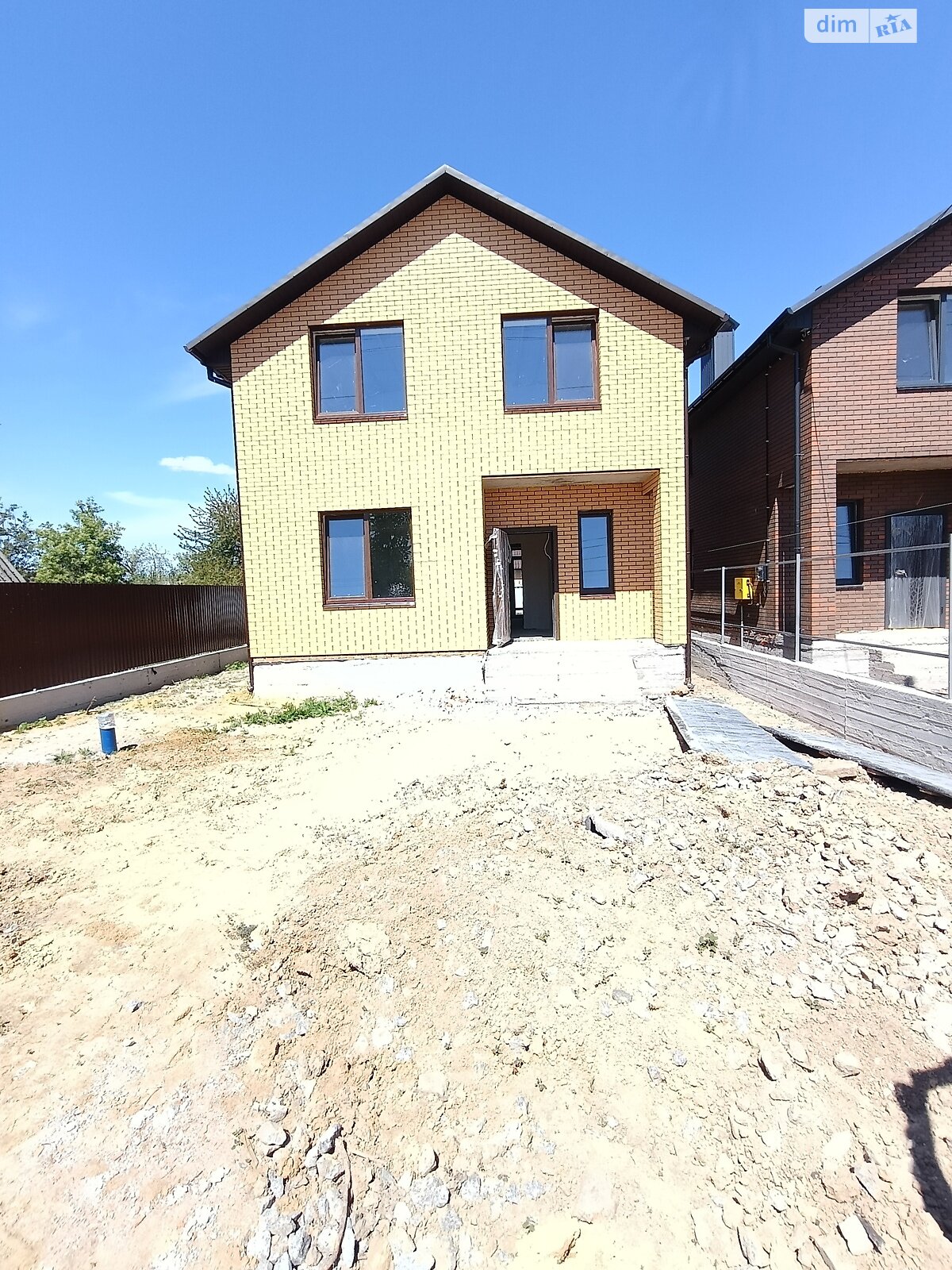 трехэтажный дом, 125 кв. м, кирпич. Продажа в Виннице район Старый город фото 1 трехэтажный дом, 125 кв. м, кирпич. Продажа в Виннице район Старый город фото 1