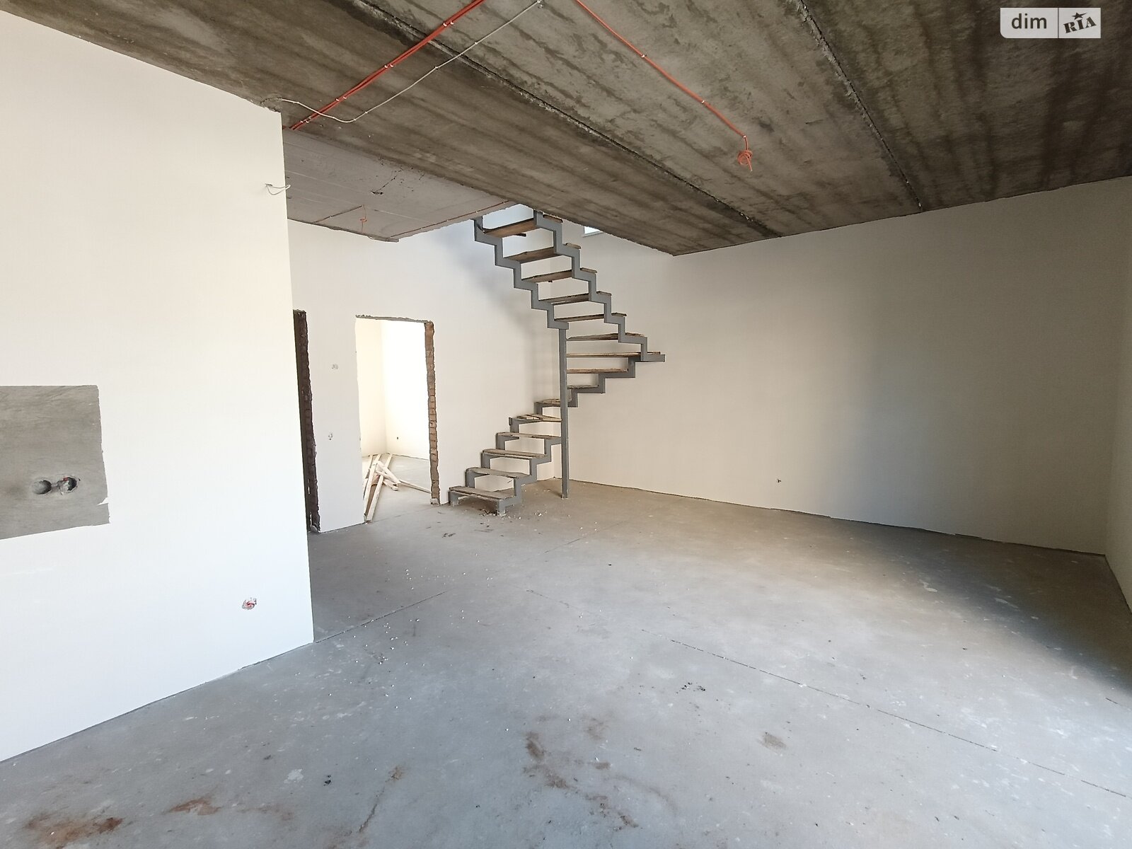 трехэтажный дом, 125 кв. м, кирпич. Продажа в Виннице район Старый город фото 1 трехэтажный дом, 125 кв. м, кирпич. Продажа в Виннице район Старый город фото 1