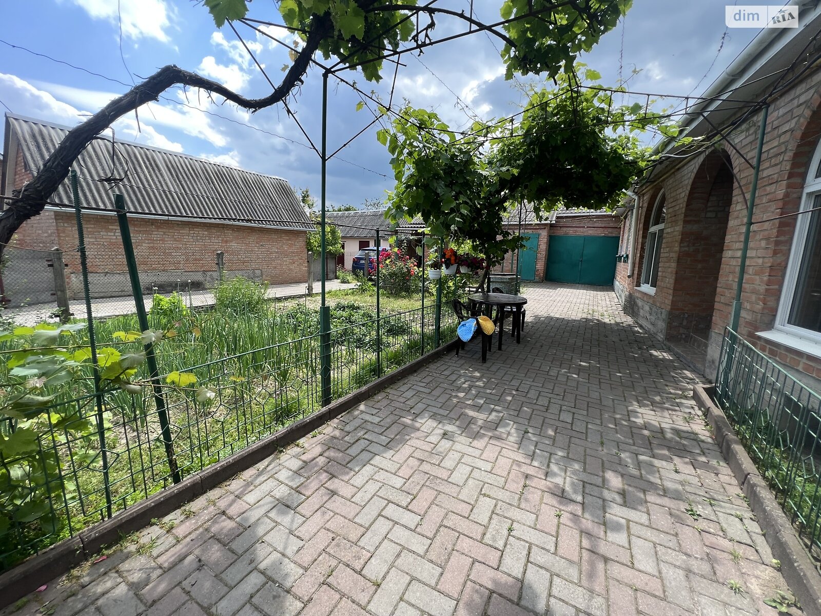 двоповерховий будинок з верандою, 120 кв. м, цегла. Продаж в Вінниці, район Старе місто фото 1