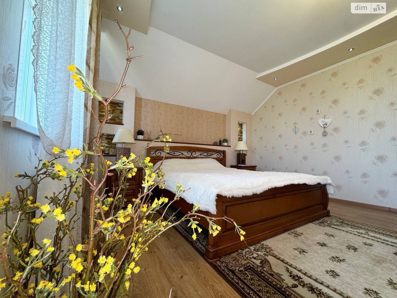двухэтажный дом с балконом, 300 кв. м, кирпич. Продажа в Виннице район Старый город фото 1 двухэтажный дом с балконом, 300 кв. м, кирпич. Продажа в Виннице район Старый город фото 1