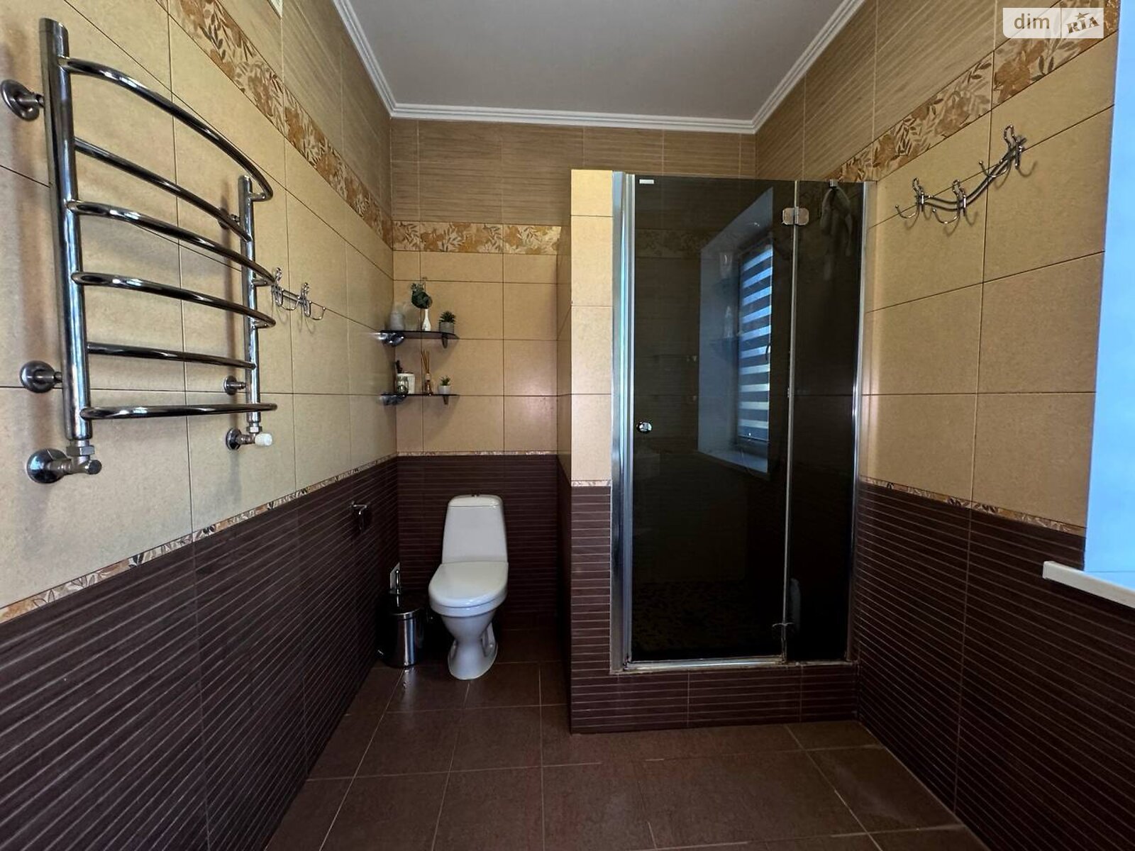 двухэтажный дом с балконом, 300 кв. м, кирпич. Продажа в Виннице район Старый город фото 1 двухэтажный дом с балконом, 300 кв. м, кирпич. Продажа в Виннице район Старый город фото 1