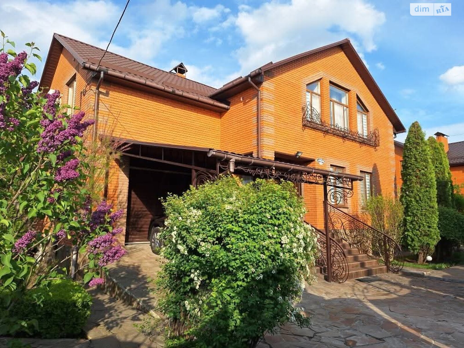 двухэтажный дом с балконом, 300 кв. м, кирпич. Продажа в Виннице район Старый город фото 1