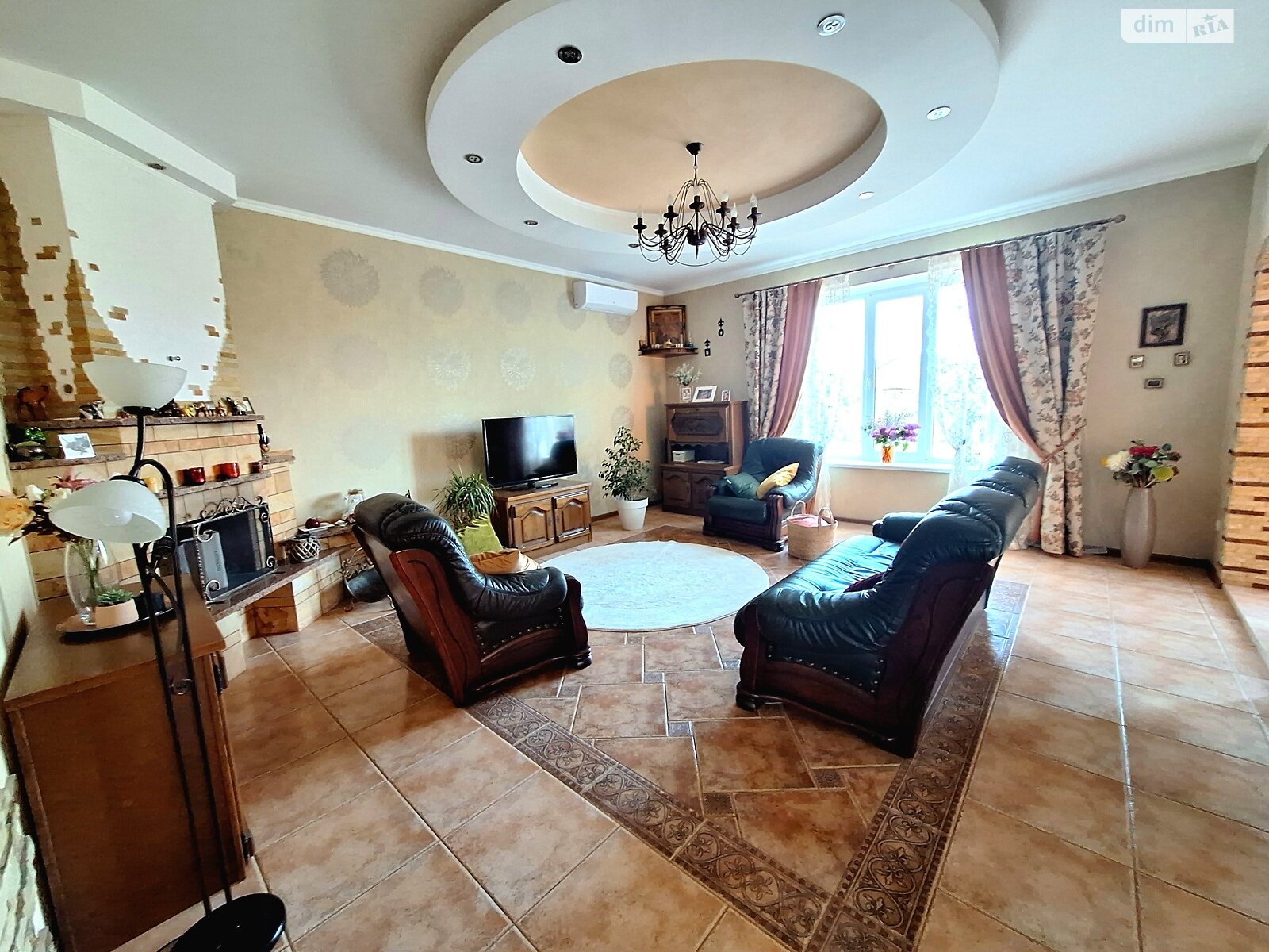 двухэтажный дом с балконом, 300 кв. м, кирпич. Продажа в Виннице район Старый город фото 1