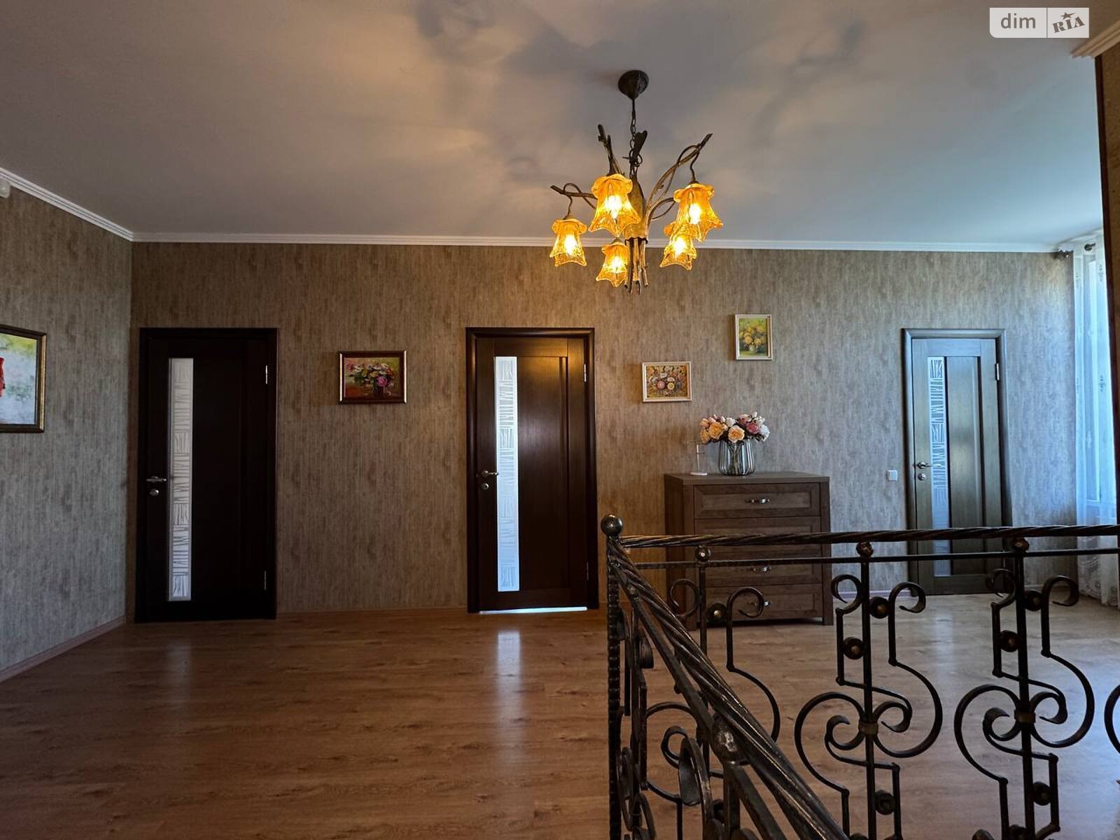 двухэтажный дом с балконом, 300 кв. м, кирпич. Продажа в Виннице район Старый город фото 1