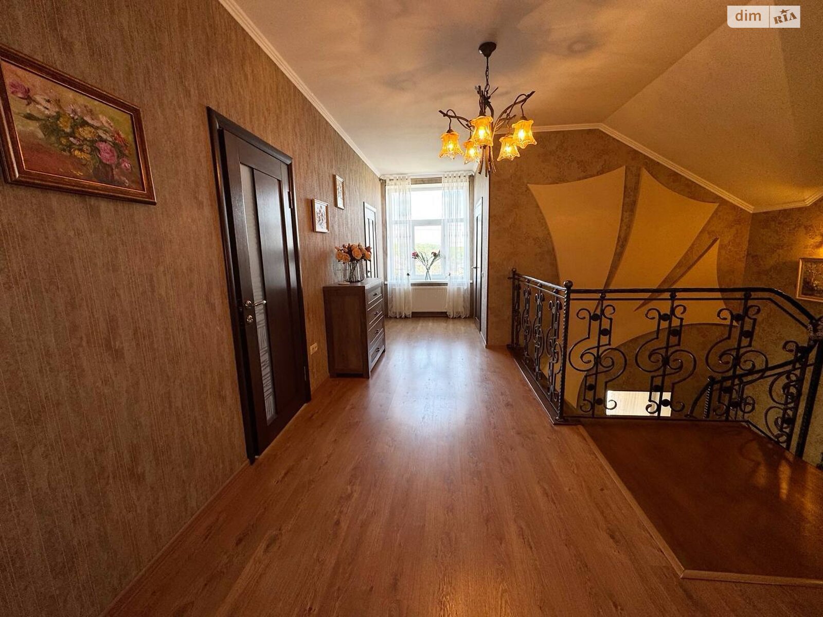 двухэтажный дом с балконом, 300 кв. м, кирпич. Продажа в Виннице район Старый город фото 1