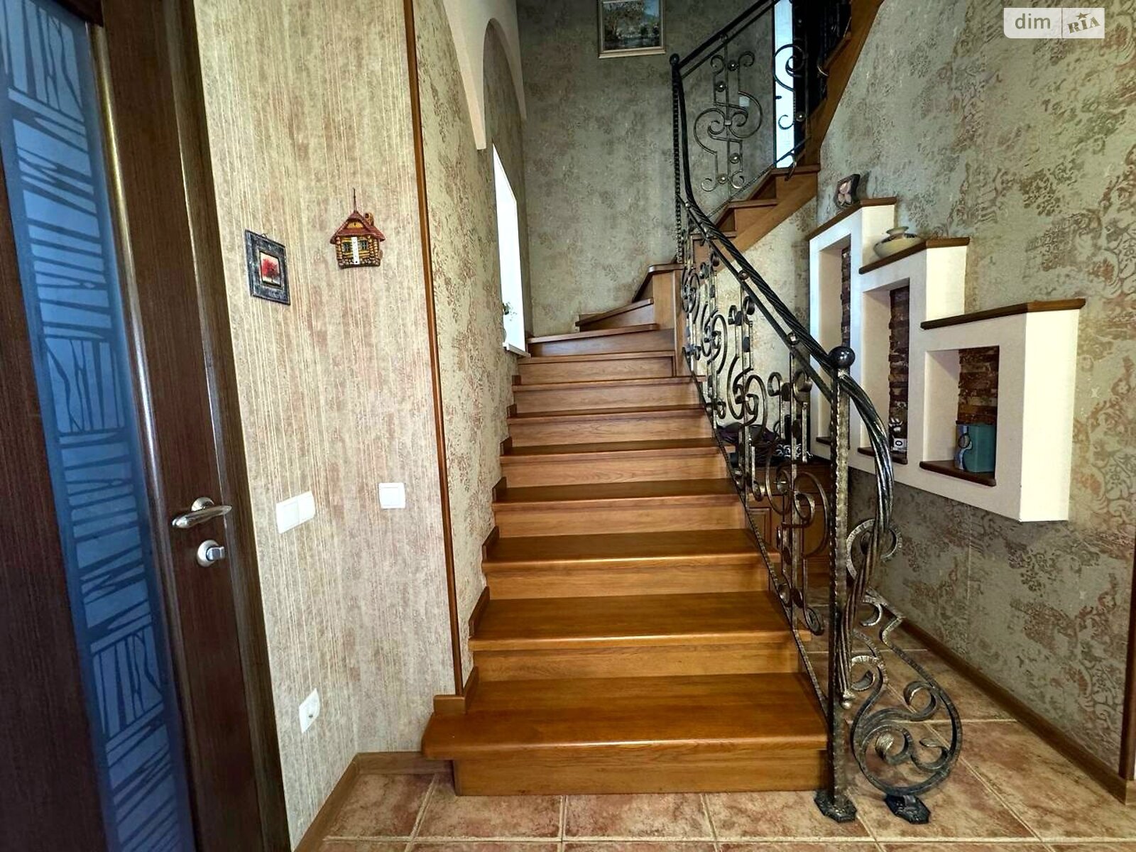 двухэтажный дом с балконом, 300 кв. м, кирпич. Продажа в Виннице район Старый город фото 1