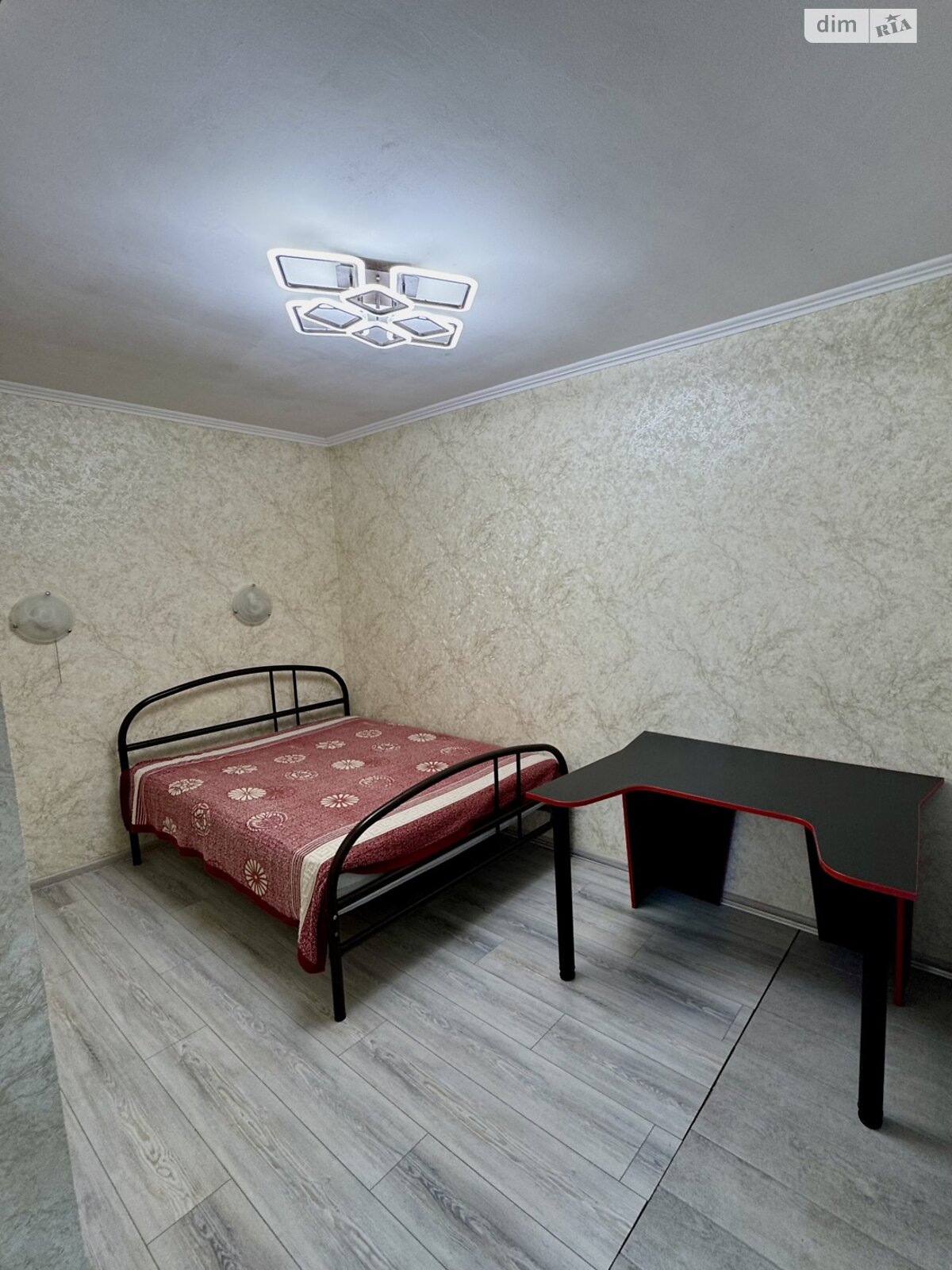 одноэтажный дом с отоплением, 108.1 кв. м, кирпич. Продажа в Виннице район Старый город фото 1 одноэтажный дом с отоплением, 108.1 кв. м, кирпич. Продажа в Виннице район Старый город фото 1