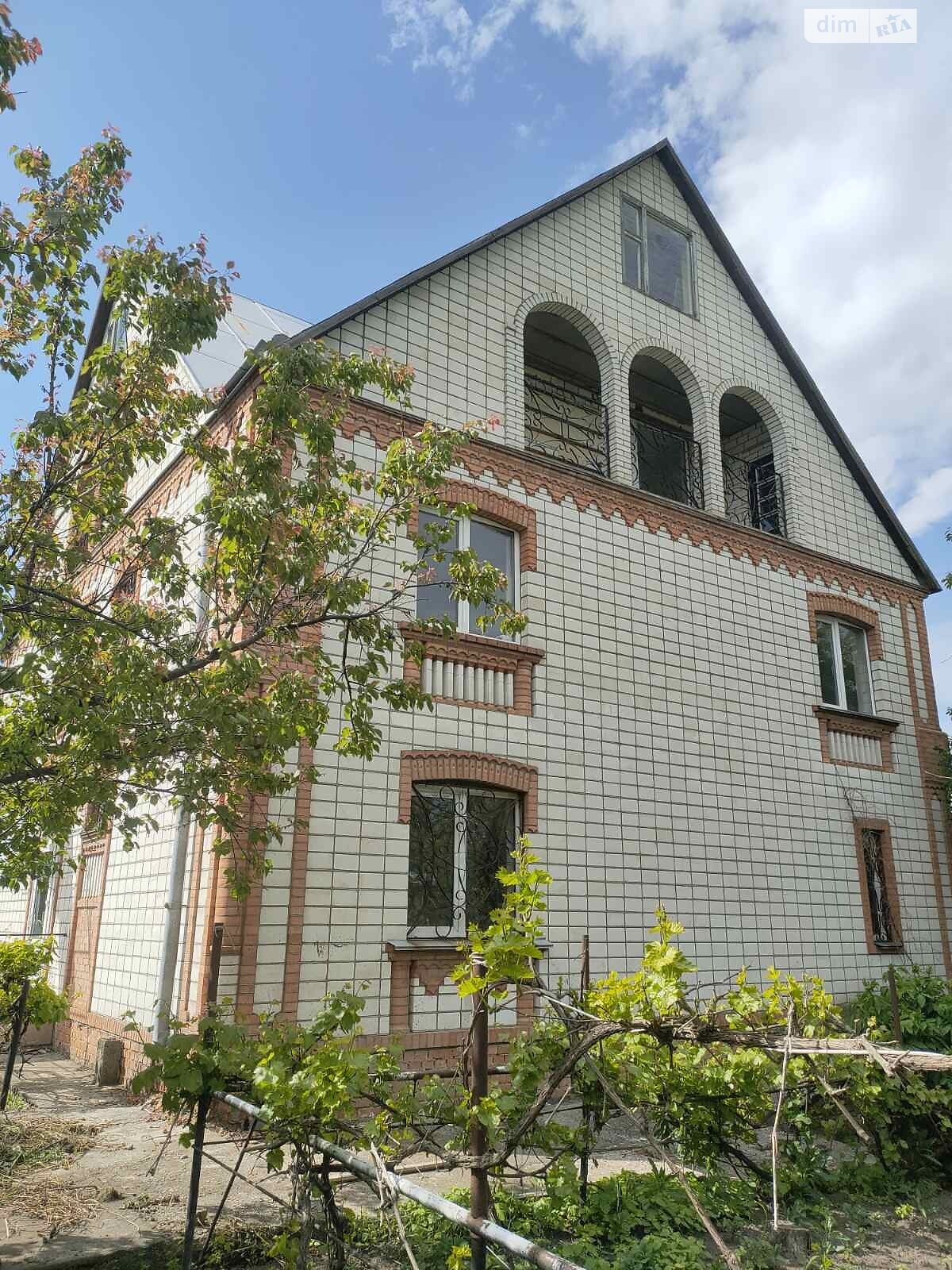 триповерховий будинок бесідка, 460 кв. м, цегла. Продаж в Вінниці, район Старе місто фото 1 триповерховий будинок бесідка, 460 кв. м, цегла. Продаж в Вінниці, район Старе місто фото 1