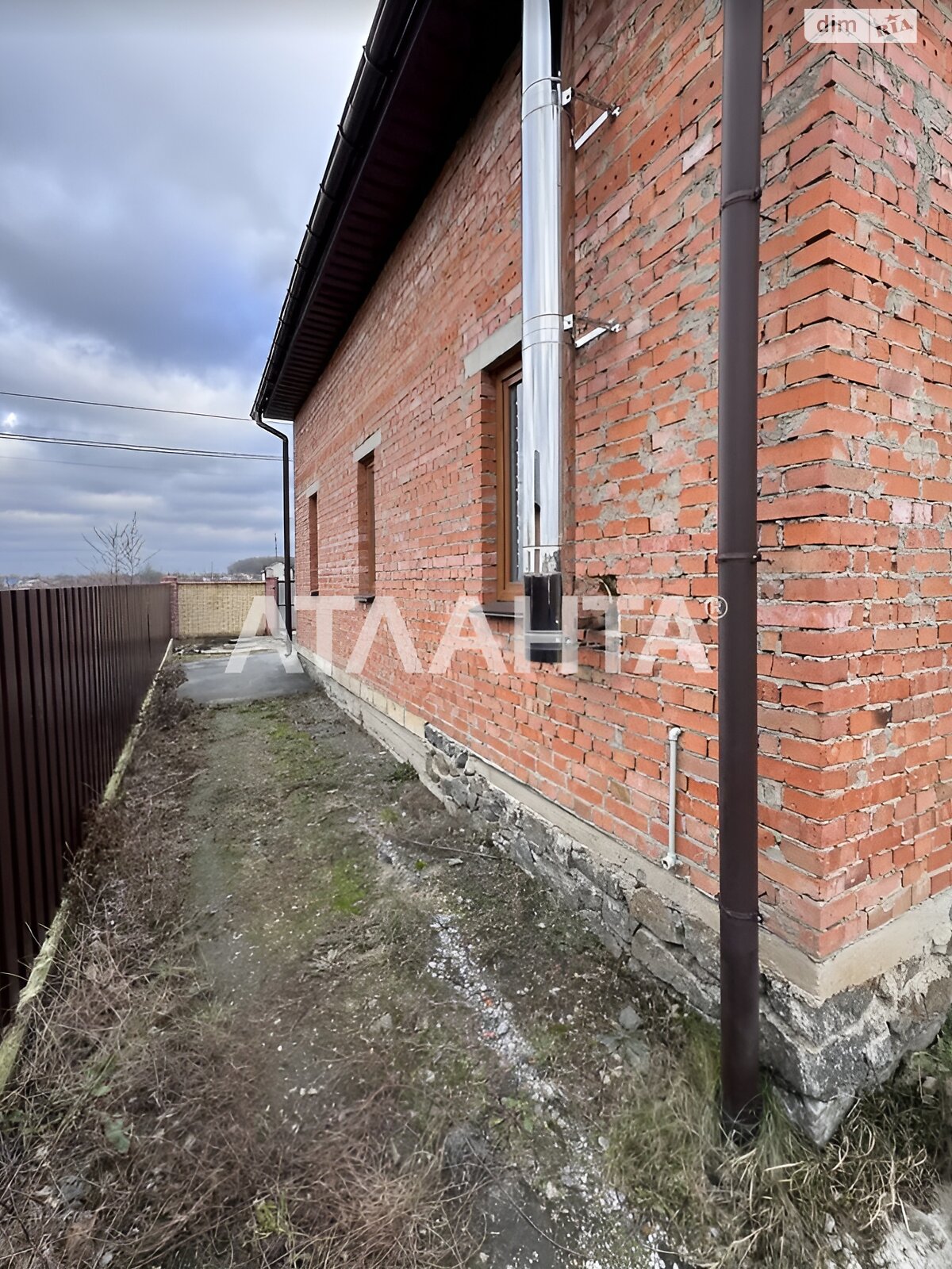 двоповерховий будинок, 252 кв. м, кирпич. Продаж у Луці-Мелешківській фото 1 двоповерховий будинок, 252 кв. м, кирпич. Продаж у Луці-Мелешківській фото 1
