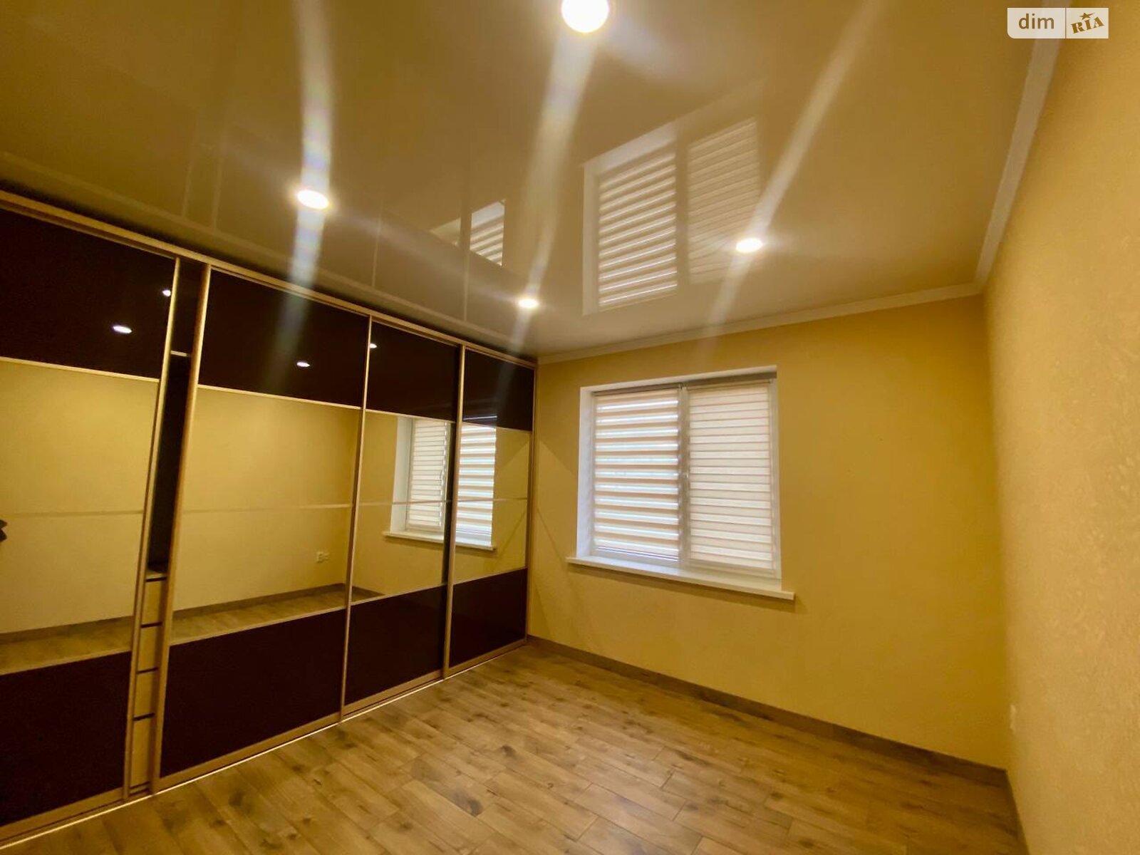 двоповерховий будинок з гаражем, 135 кв. м, цегла. Продаж в Вінниці, район Старе місто фото 1 двоповерховий будинок з гаражем, 135 кв. м, цегла. Продаж в Вінниці, район Старе місто фото 1