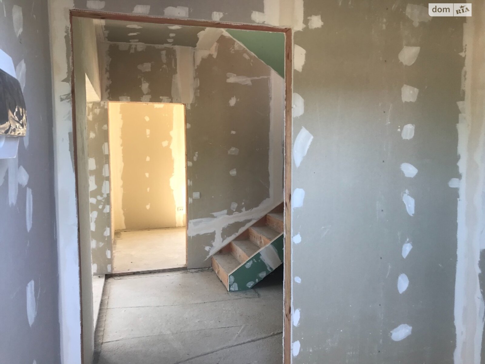 двухэтажный дом с балконом, 120 кв. м, СИП. Продажа в Виннице район Старый город фото 1 двухэтажный дом с балконом, 120 кв. м, СИП. Продажа в Виннице район Старый город фото 1