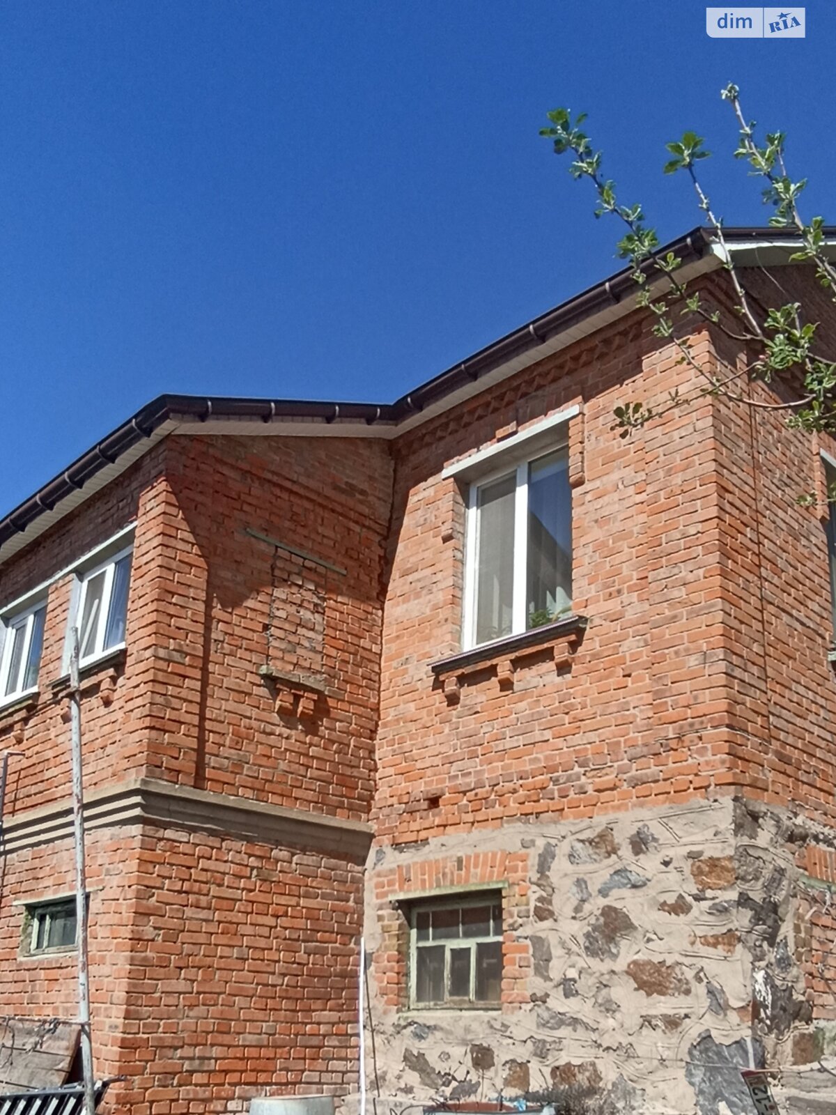 одноэтажный дом с гаражом, 95.6 кв. м, кирпич. Продажа в Виннице район Старый город фото 1 одноэтажный дом с гаражом, 95.6 кв. м, кирпич. Продажа в Виннице район Старый город фото 1