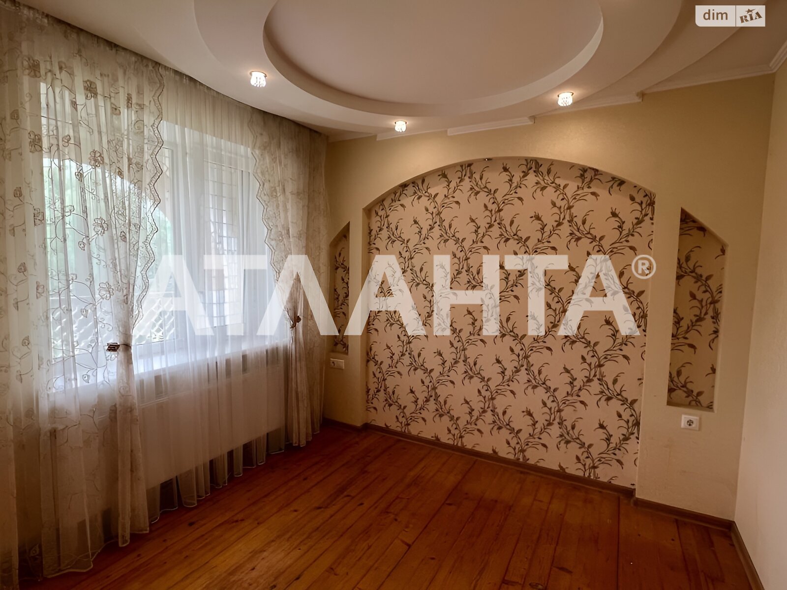 триповерховий будинок, 258.7 кв. м, кирпич. Продаж в Вінниці, район Старе місто фото 1 триповерховий будинок, 258.7 кв. м, кирпич. Продаж в Вінниці, район Старе місто фото 1