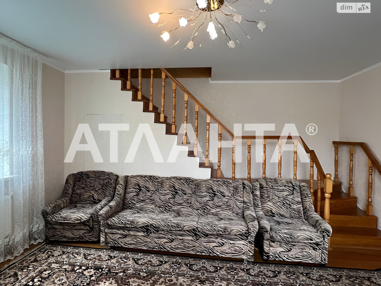 триповерховий будинок, 258.7 кв. м, кирпич. Продаж в Вінниці, район Старе місто фото 1 триповерховий будинок, 258.7 кв. м, кирпич. Продаж в Вінниці, район Старе місто фото 1