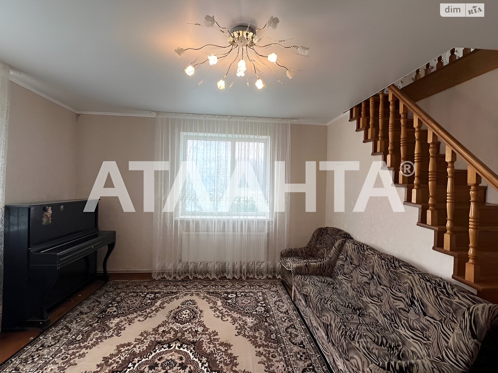 триповерховий будинок, 258.7 кв. м, кирпич. Продаж в Вінниці, район Старе місто фото 1 триповерховий будинок, 258.7 кв. м, кирпич. Продаж в Вінниці, район Старе місто фото 1