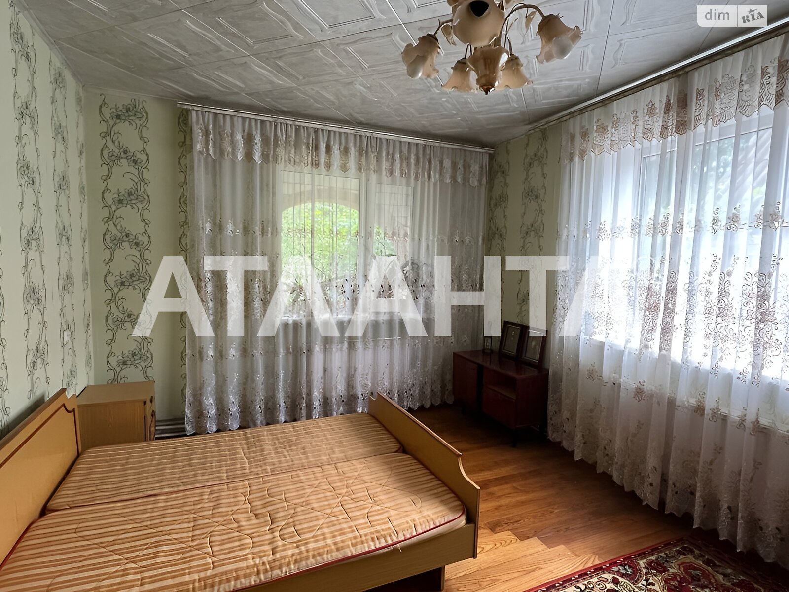 триповерховий будинок, 258.7 кв. м, кирпич. Продаж в Вінниці, район Старе місто фото 1 триповерховий будинок, 258.7 кв. м, кирпич. Продаж в Вінниці, район Старе місто фото 1